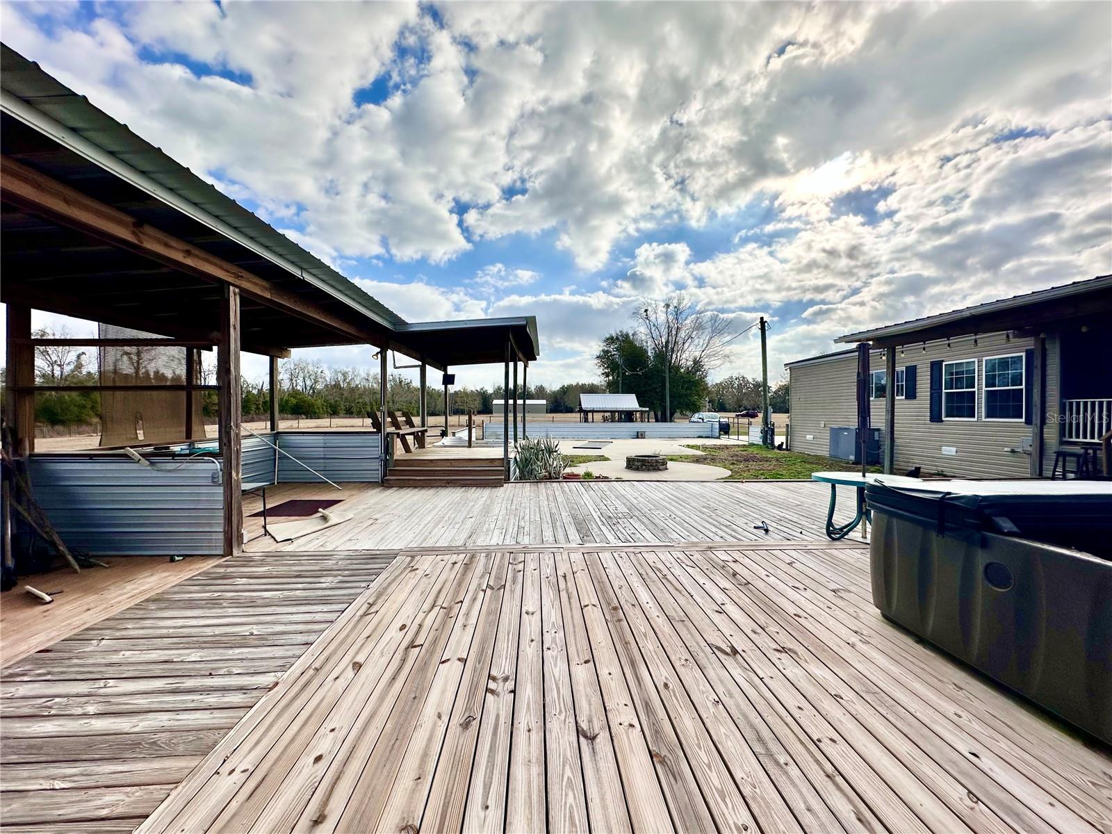 237 SW BARON GLN, FORT WHITE, FL — photo 9