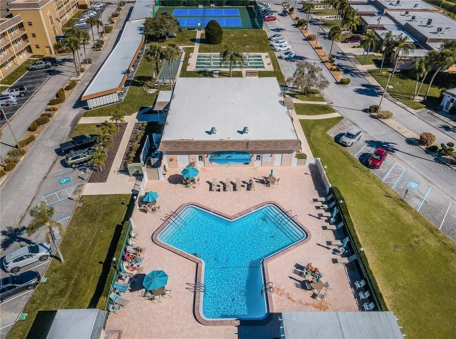 1 BOCA CIEGA POINT BLVD #314, ST PETERSBURG, FL — photo 29