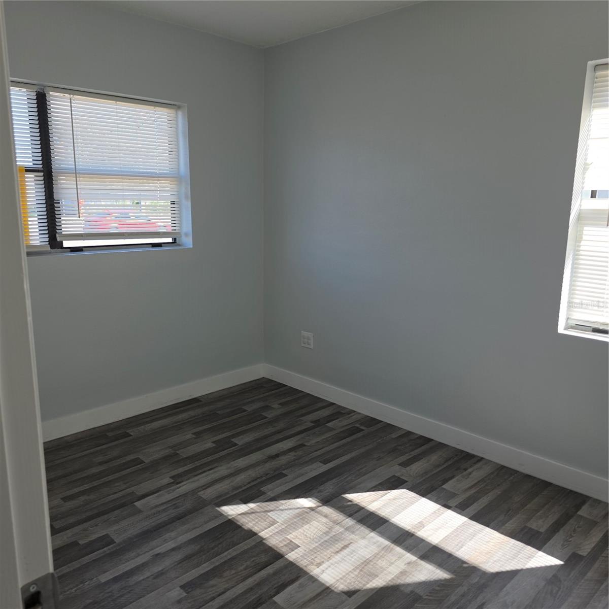60 S SEMORAN BLVD, ORLANDO, FL — photo 15
