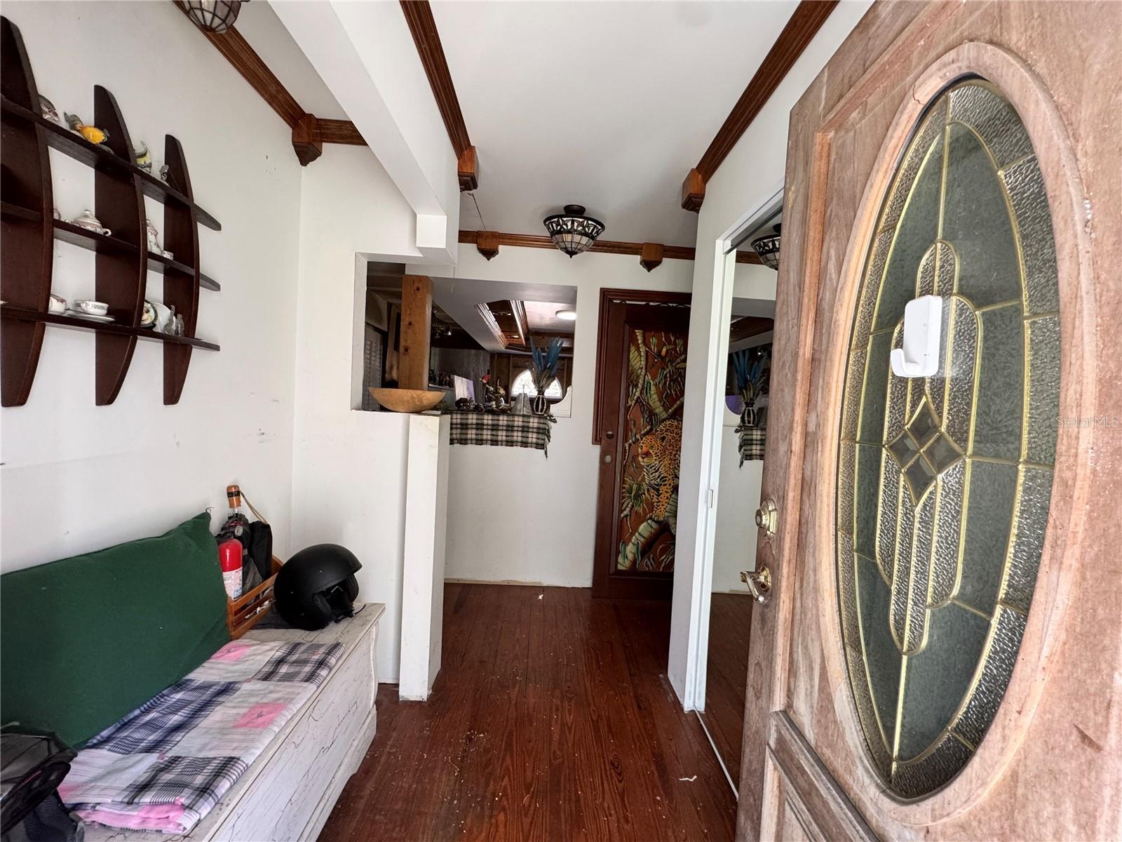8716 N TEMPLE AVE, TAMPA, FL — photo 10