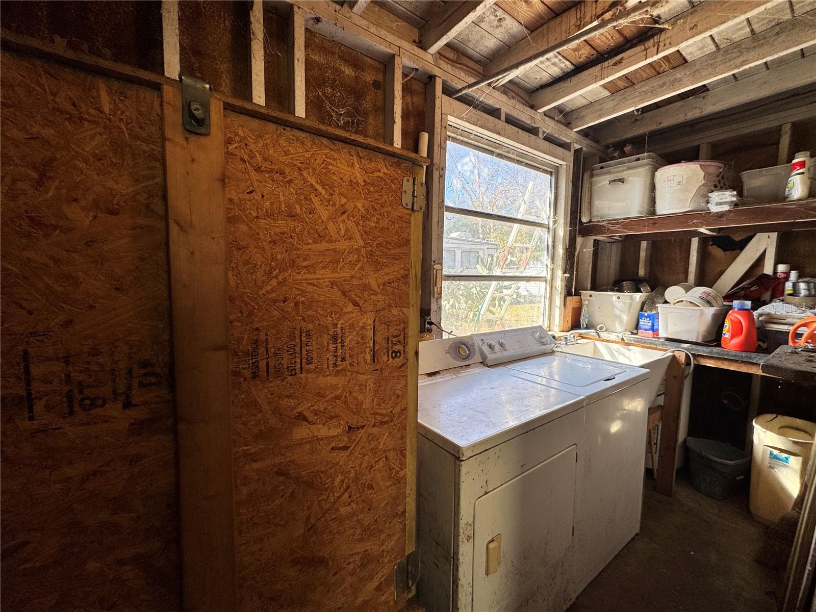 8716 N TEMPLE AVE, TAMPA, FL — photo 16