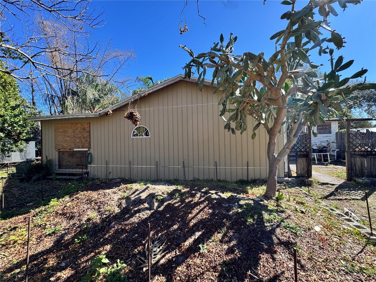 8716 N TEMPLE AVE, TAMPA, FL — photo 22