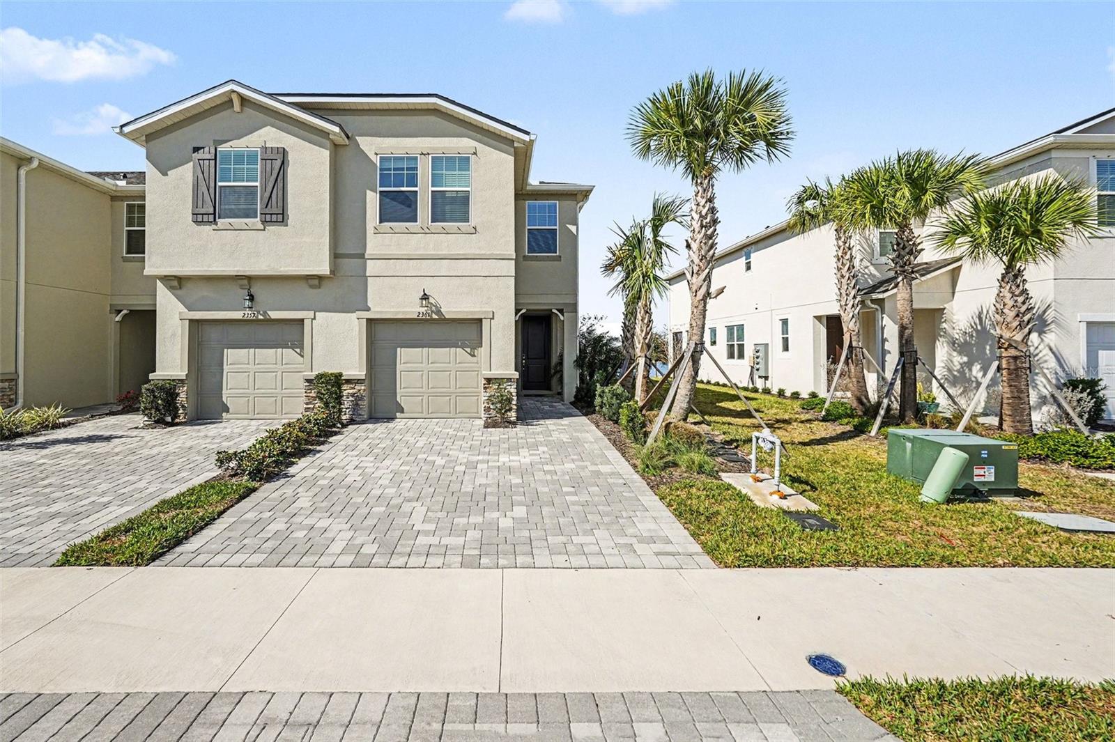 2361 SUMMERLIT ST, LUTZ, FL