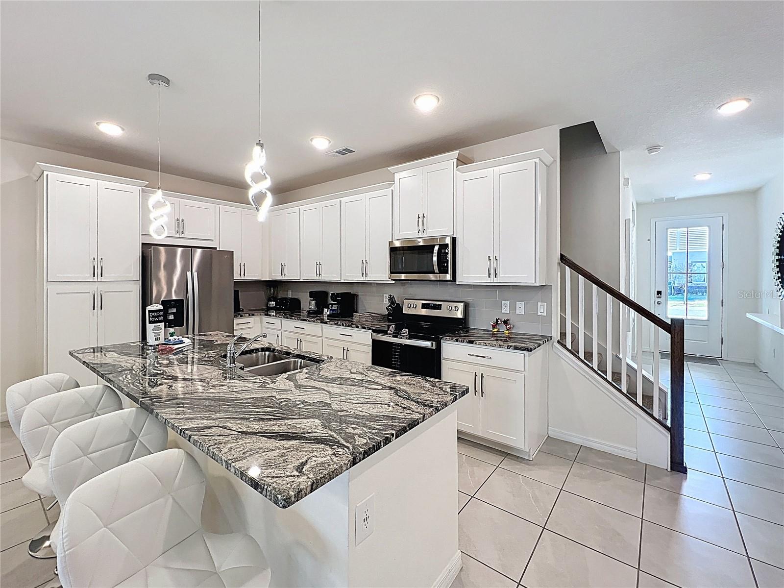 1800 TROPICAL PALMS CIR, KISSIMMEE, FL — photo 11