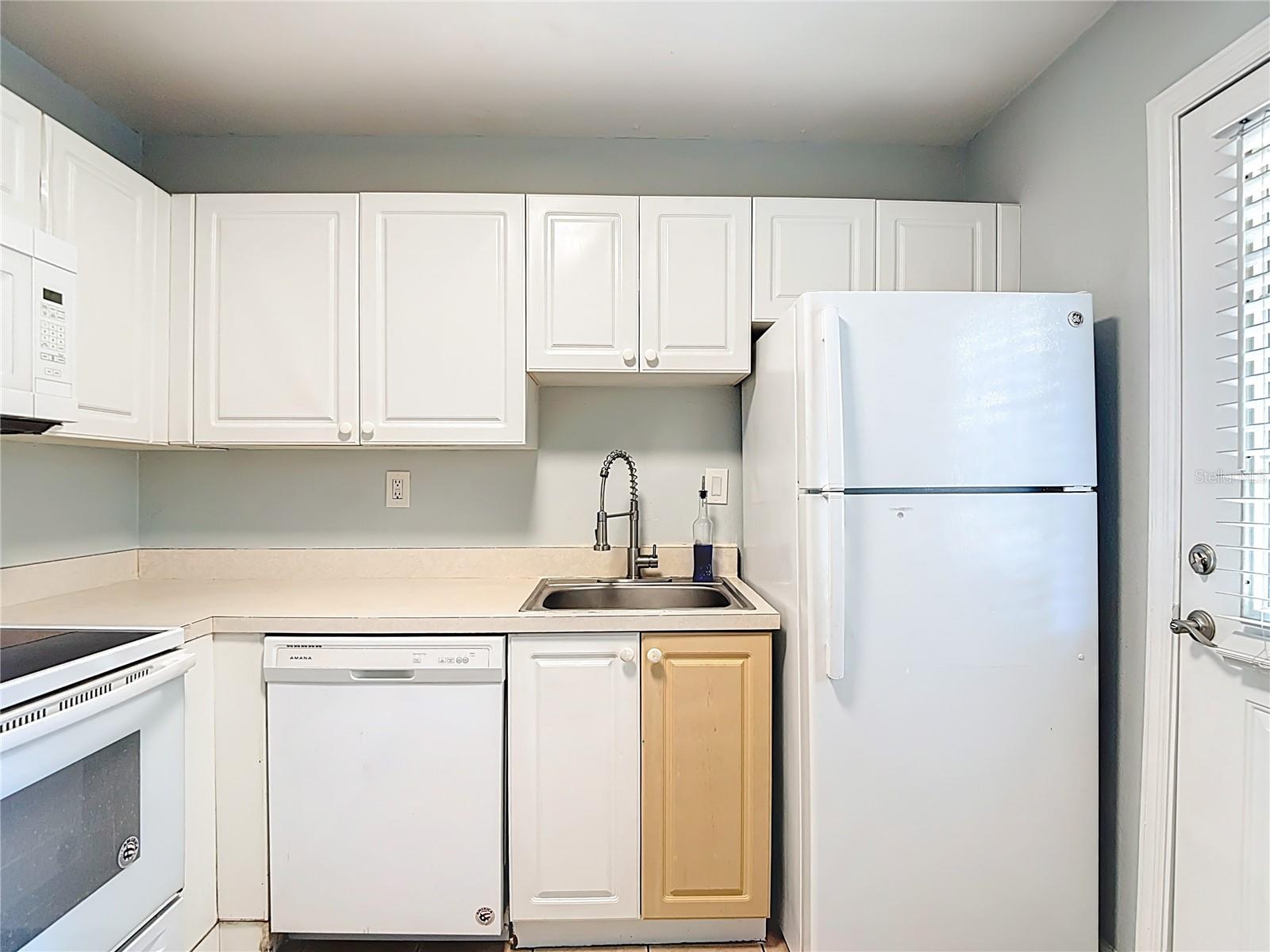 201 PINE VIOLET CT #201, TAMPA, FL — photo 7