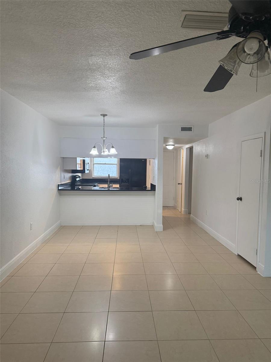 6036 AMBERLY CT #T23, ORLANDO, FL — photo 2
