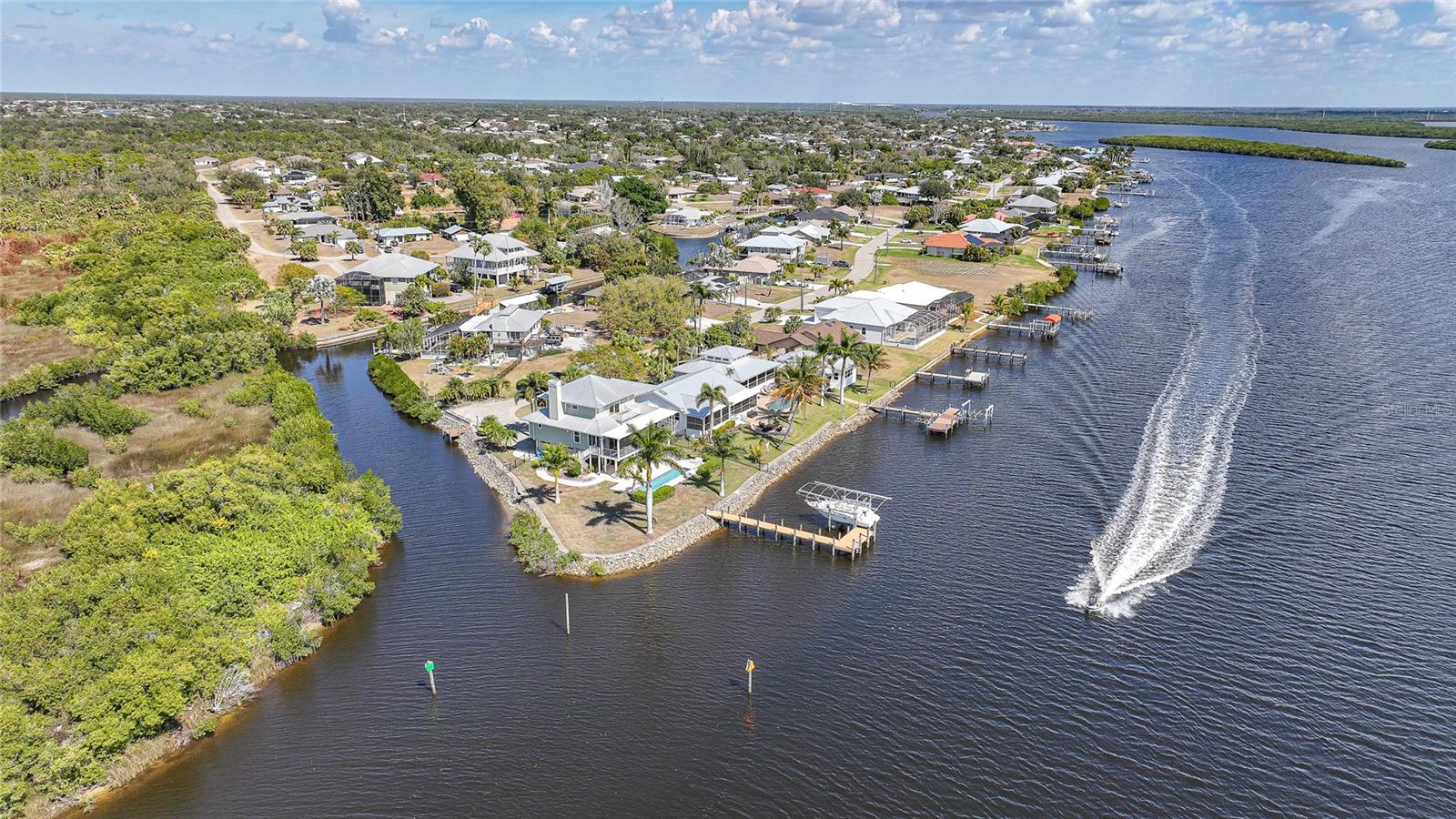 3796 PEACE RIVER DR, PUNTA GORDA, FL — photo 38