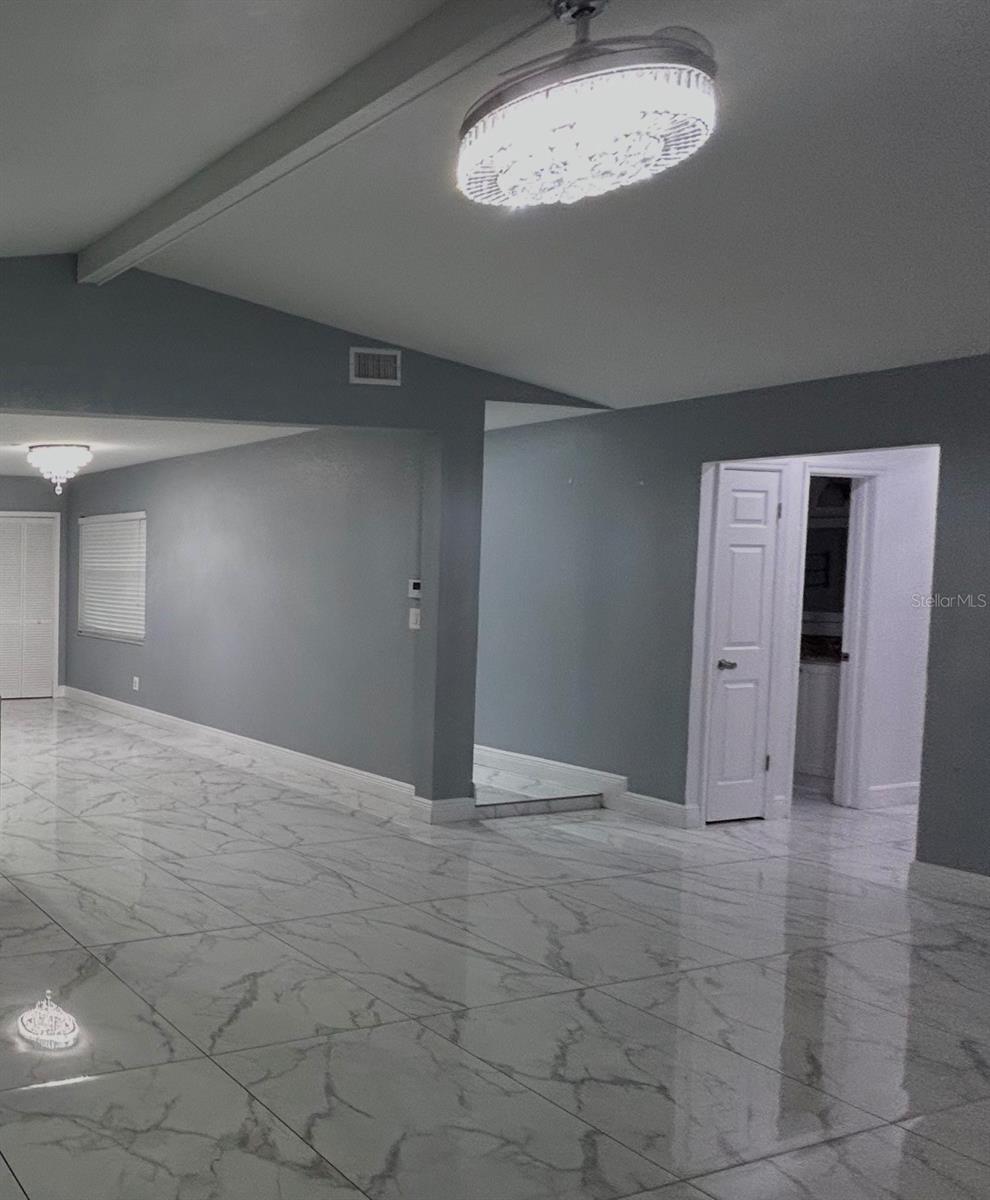6711 WEBB RD, TAMPA, FL — photo 19