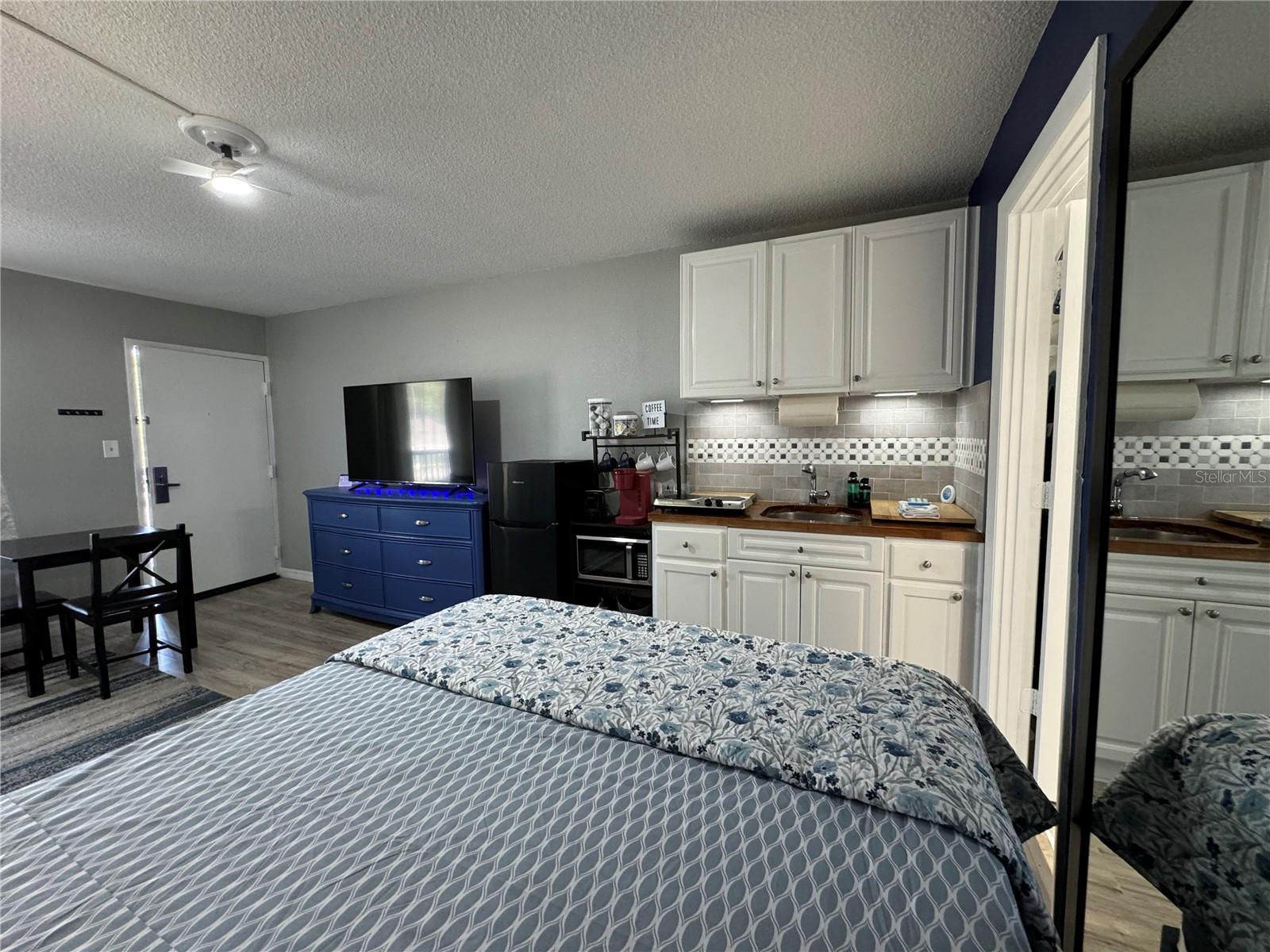 7150 N TAMIAMI TRL #S-623, SARASOTA, FL — photo 6