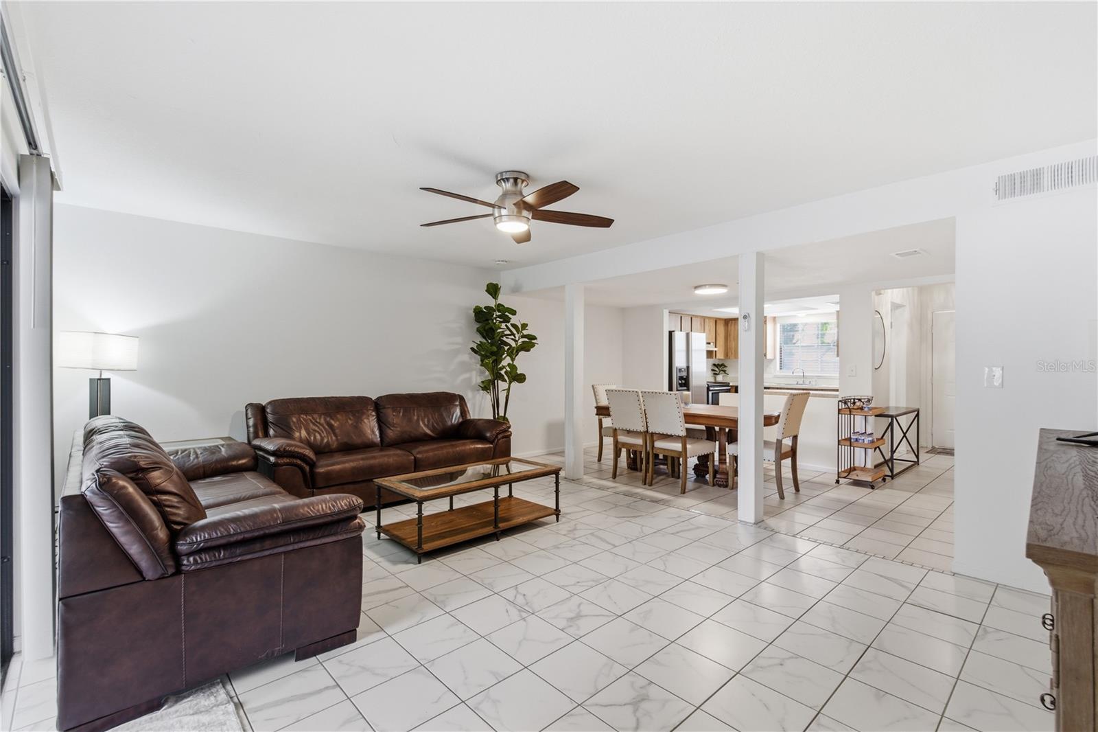 14804 WINDING CREEK CT, TAMPA, FL — photo 10