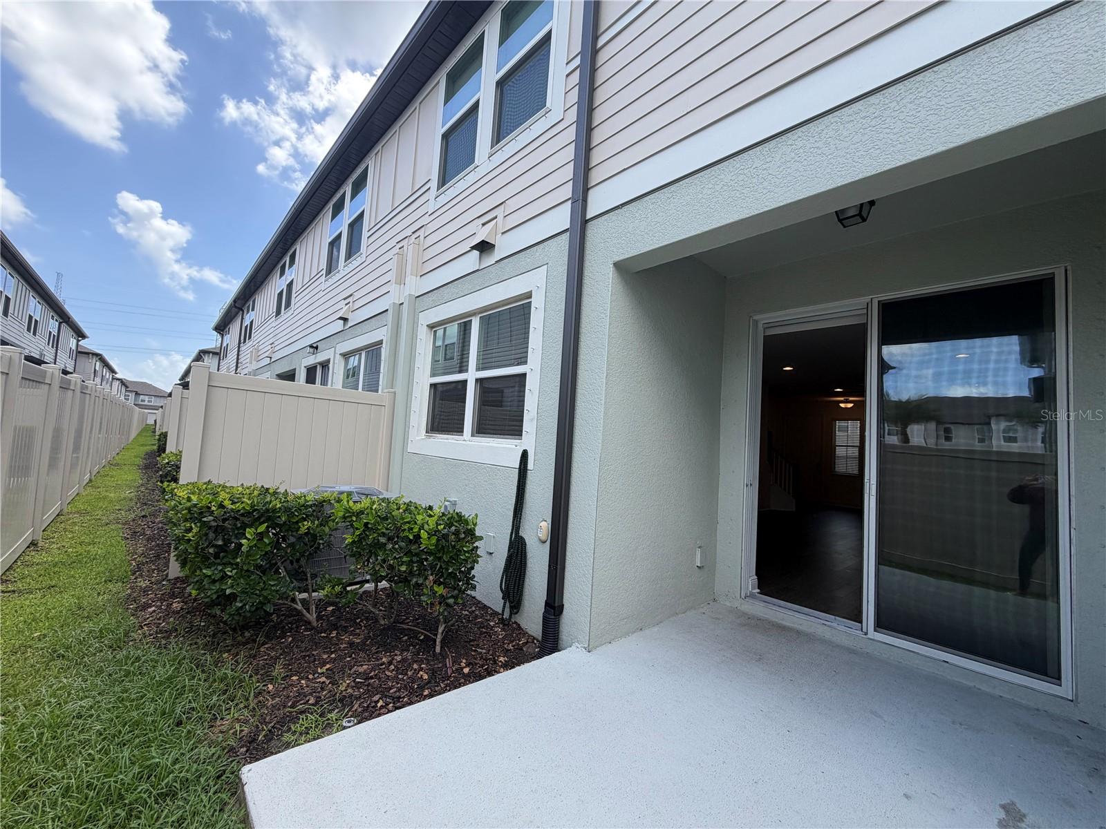 2444 FOGGY CREEK CIR, CLEARWATER, FL — photo 18