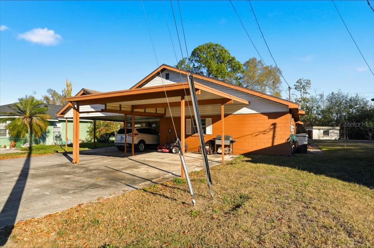 111 SUNSET DR E, WINTER HAVEN, FL
