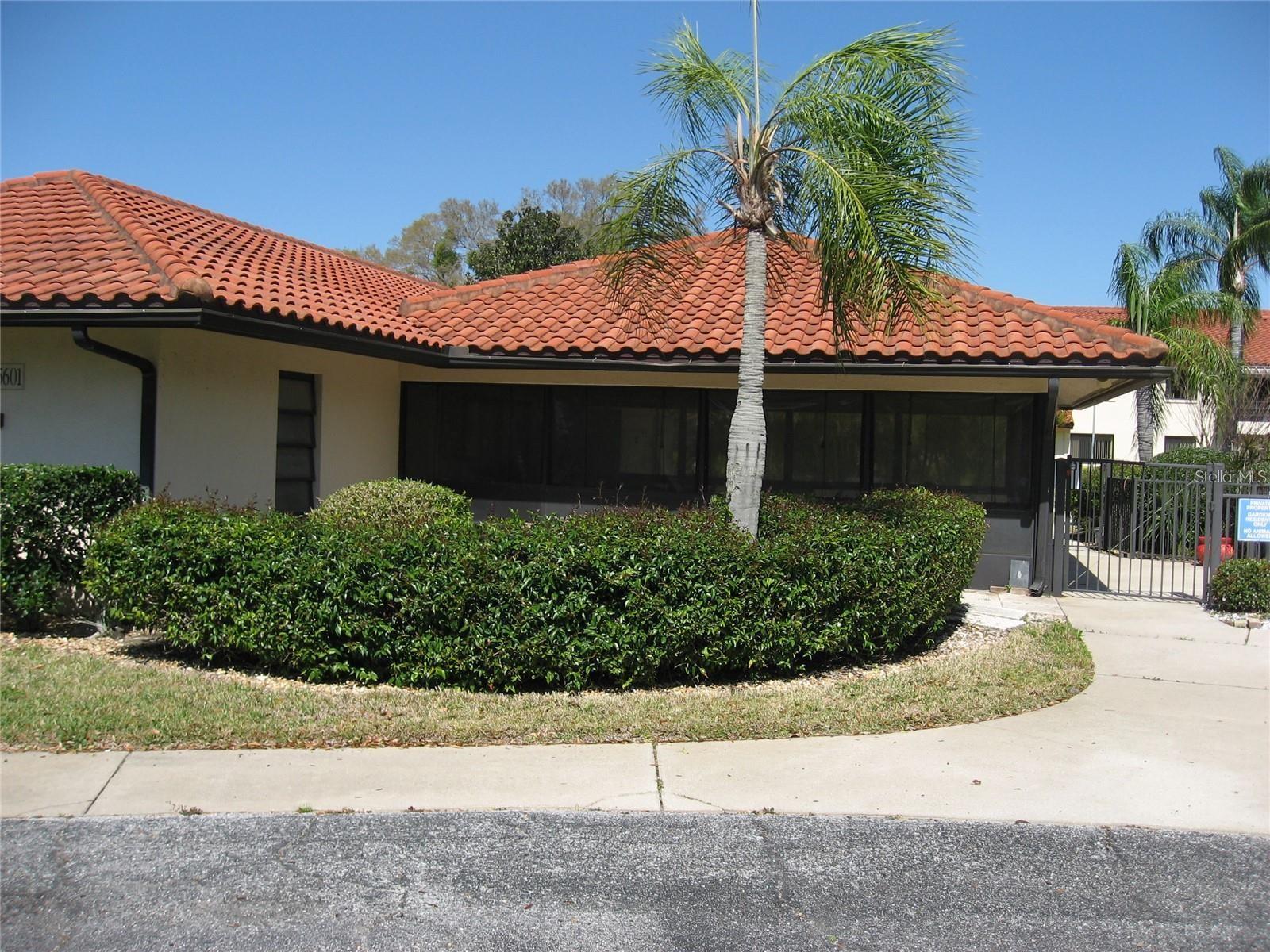 5654 GARDENS DR, SARASOTA, FL — photo 39