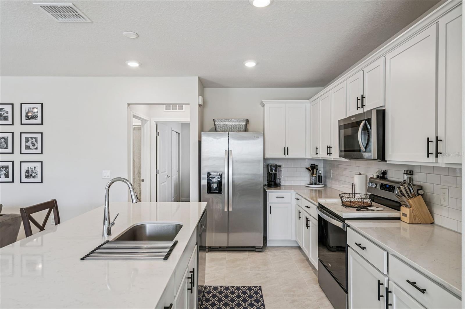 2210 LOVELY LN, DAVENPORT, FL — photo 8