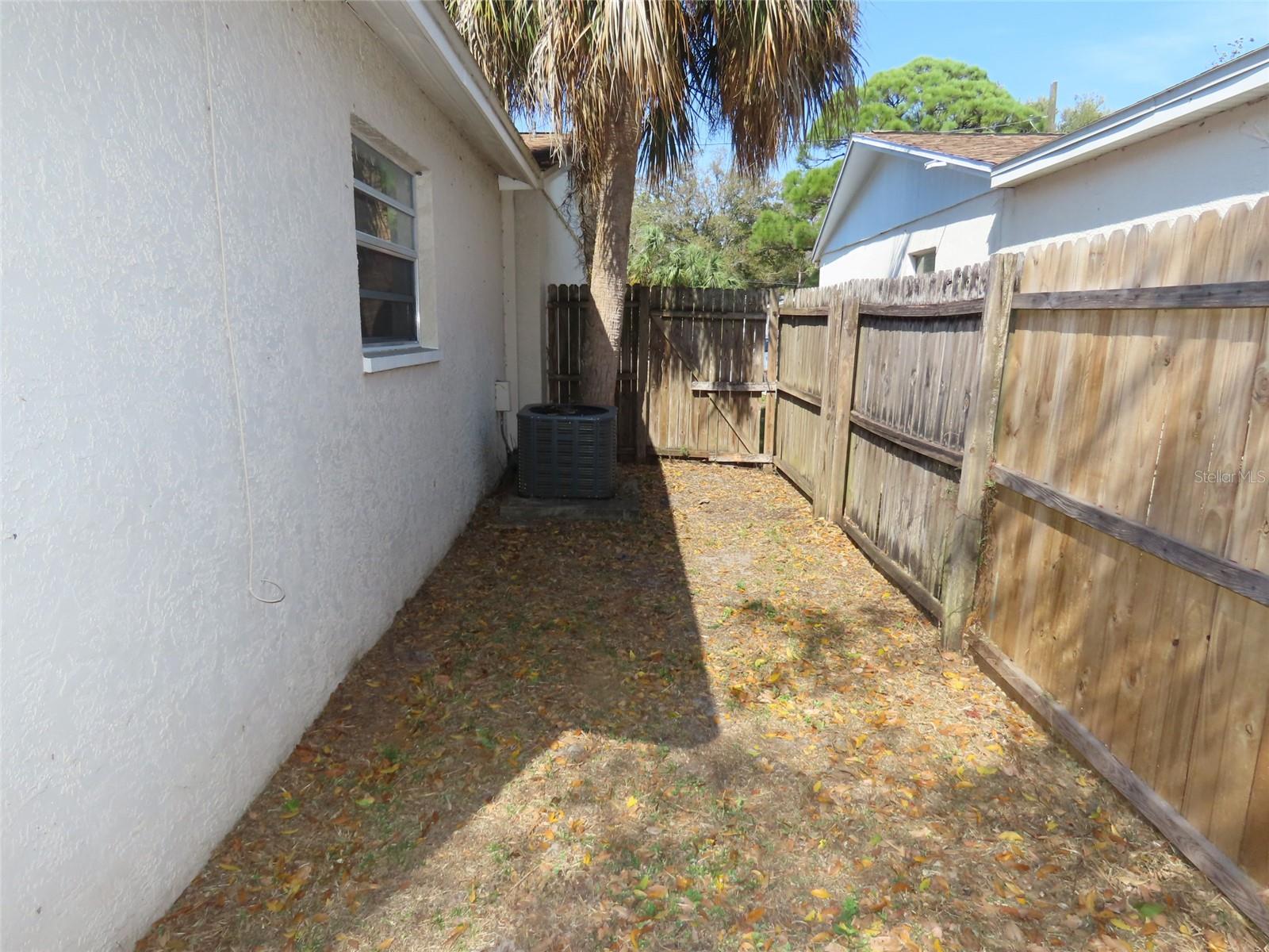 6666 56TH AVE N, ST PETERSBURG, FL — photo 23