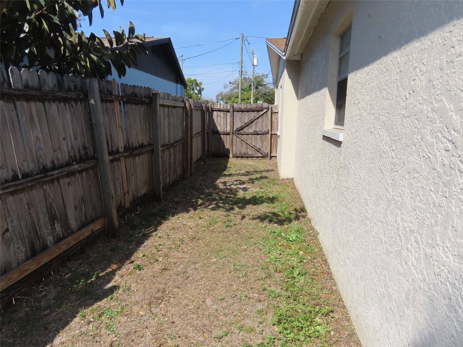 6666 56TH AVE N, ST PETERSBURG, FL — photo 24