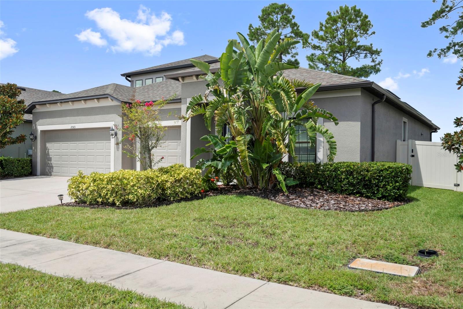 18565 OBREGAN DR, SPRING HILL, FL — photo 3