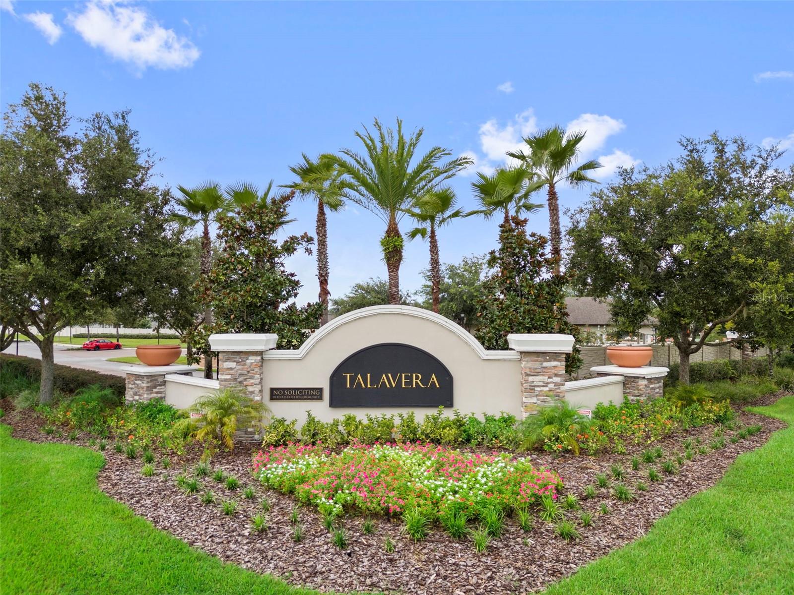 18565 OBREGAN DR, SPRING HILL, FL — photo 6