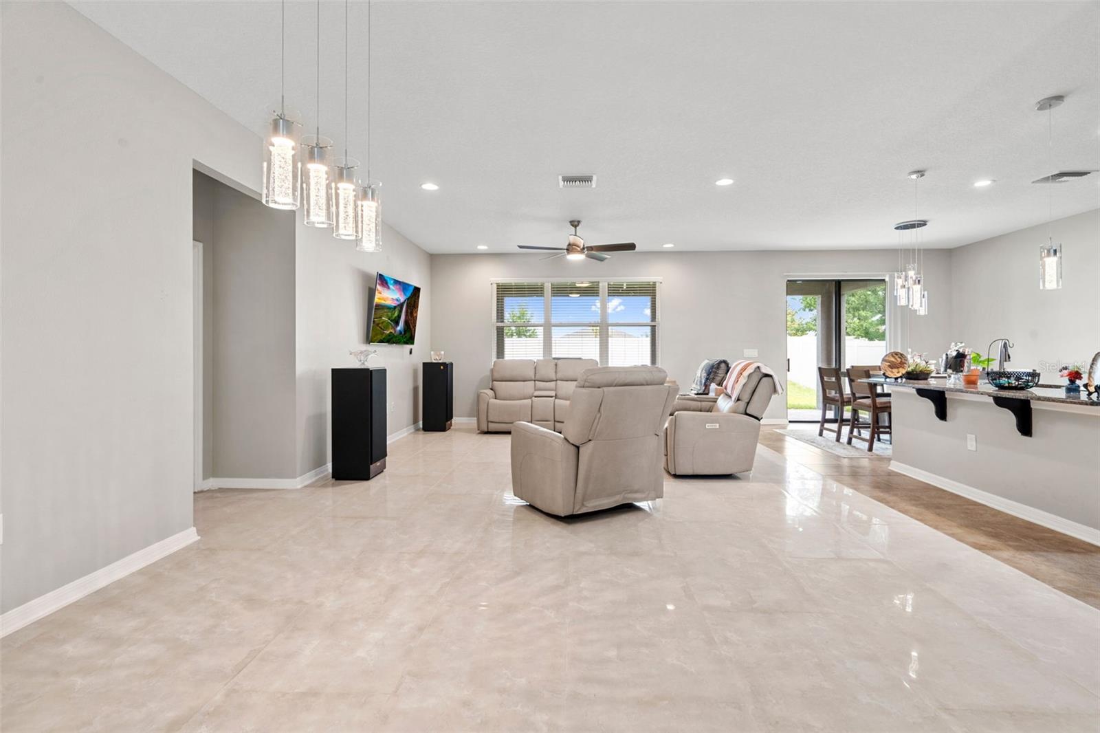 18565 OBREGAN DR, SPRING HILL, FL — photo 11