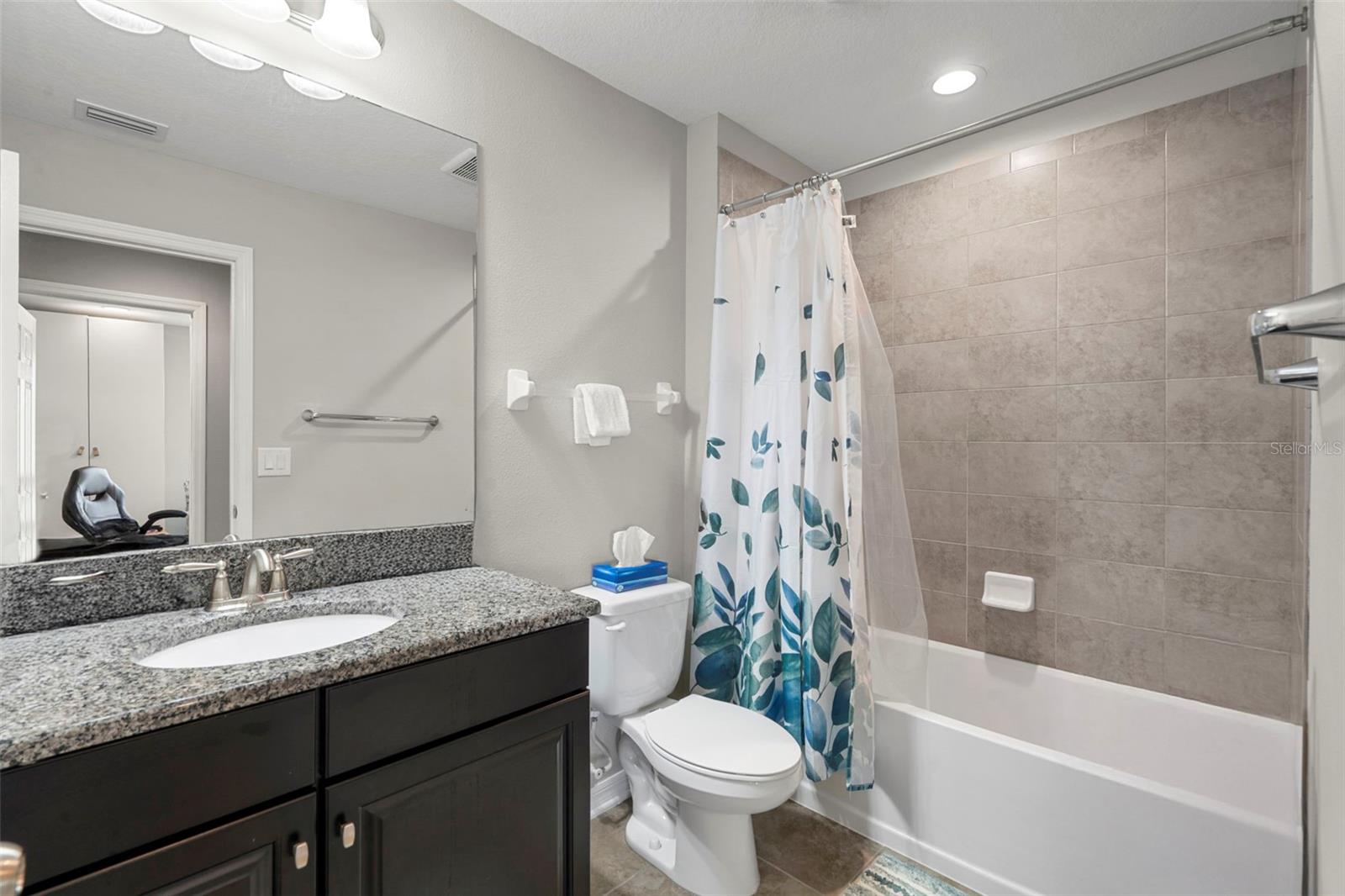 18565 OBREGAN DR, SPRING HILL, FL — photo 42