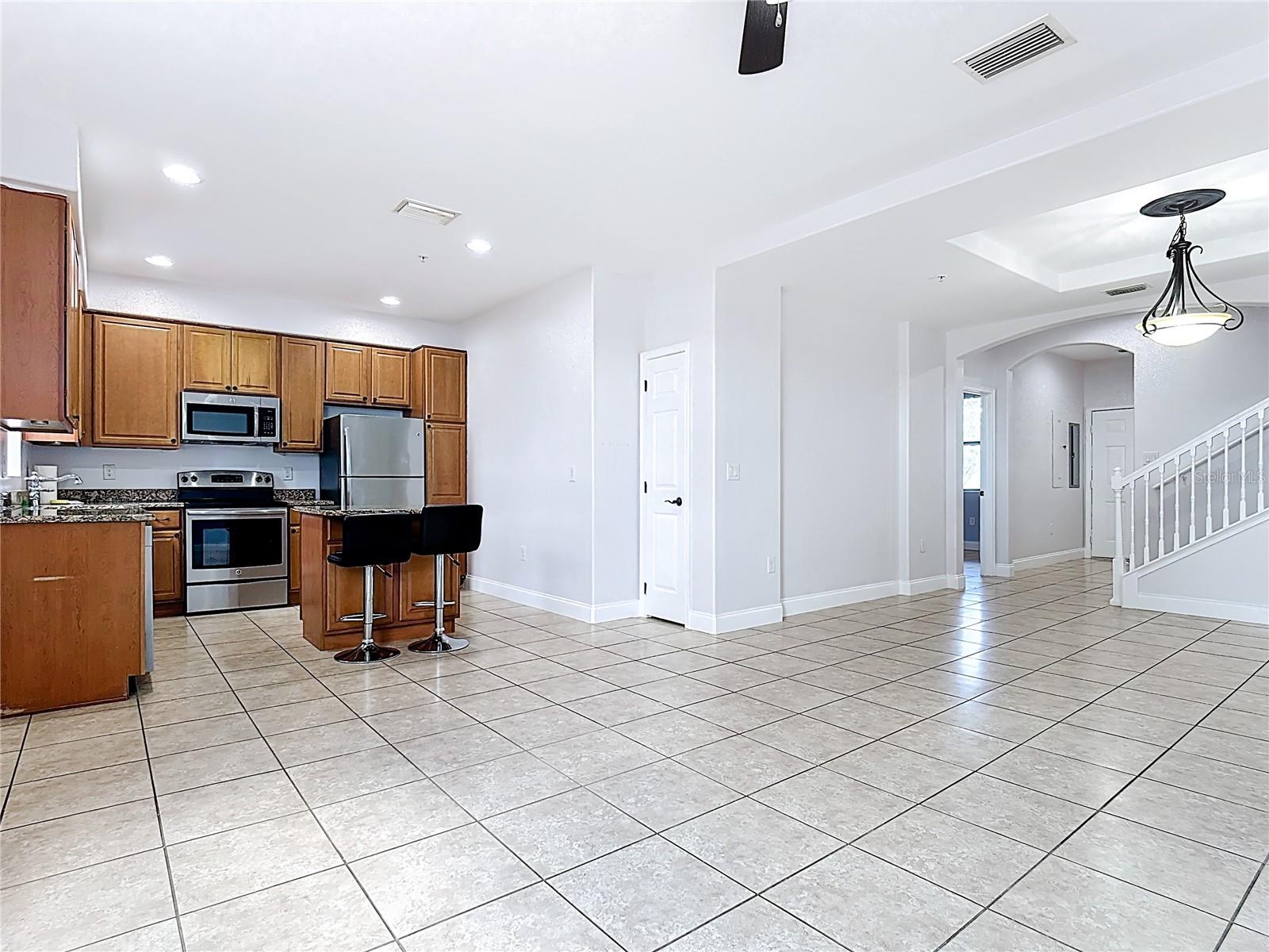 2380 BELLA VISTA DR, DAVENPORT, FL — photo 9