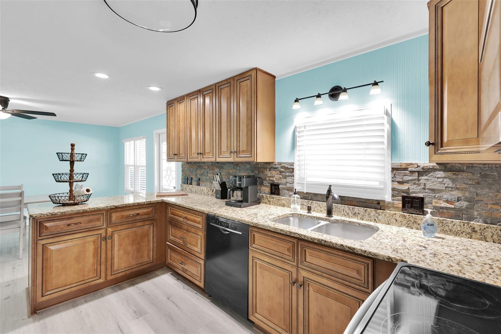 517 LOS ALTOS, NORTH PORT, FL — photo 7