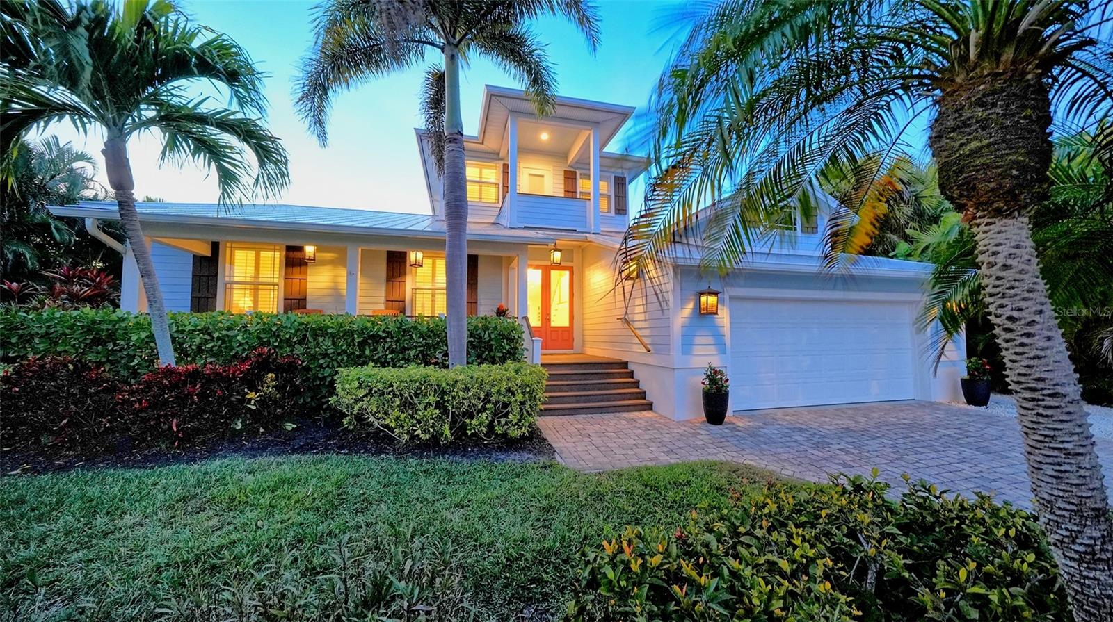 605 N POINT DR, HOLMES BEACH, FL — photo 6