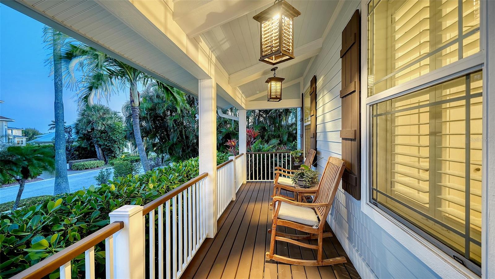 605 N POINT DR, HOLMES BEACH, FL — photo 10