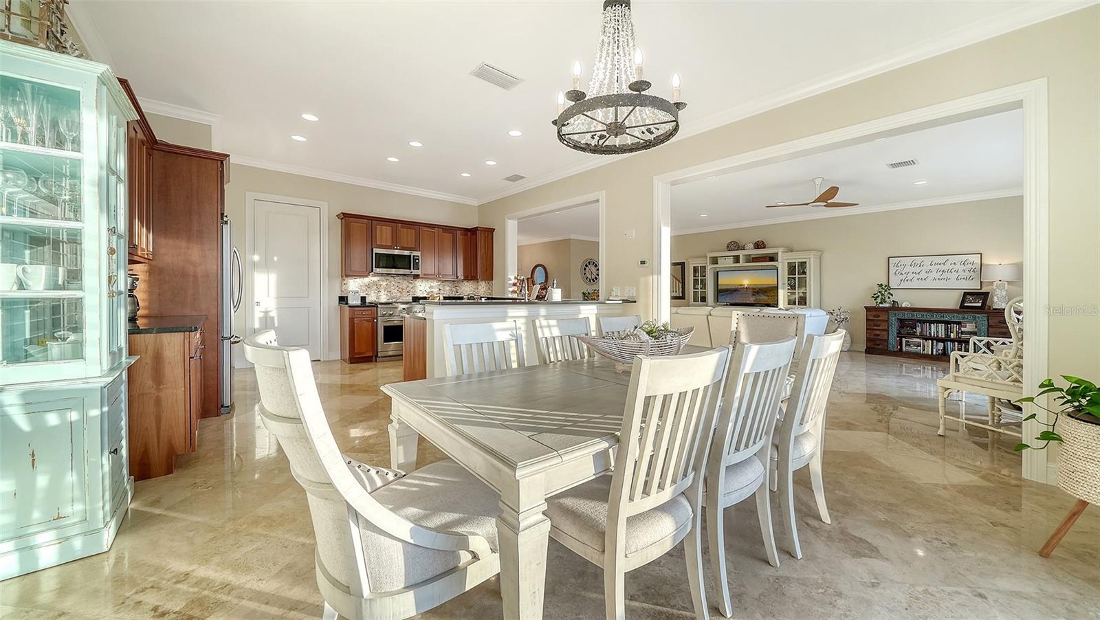 605 N POINT DR, HOLMES BEACH, FL — photo 29