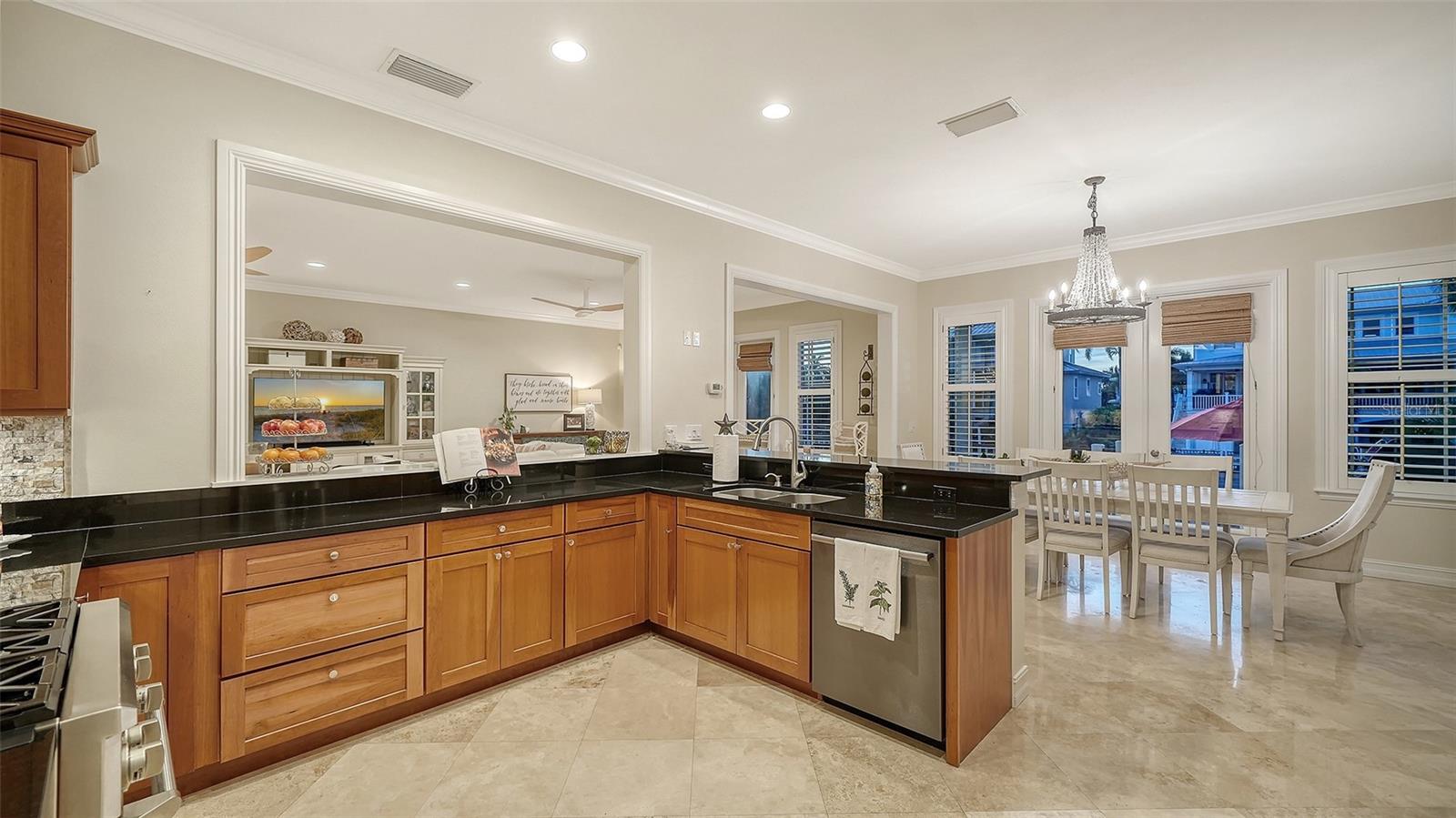 605 N POINT DR, HOLMES BEACH, FL — photo 36