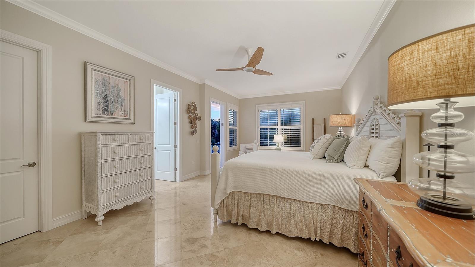 605 N POINT DR, HOLMES BEACH, FL — photo 49