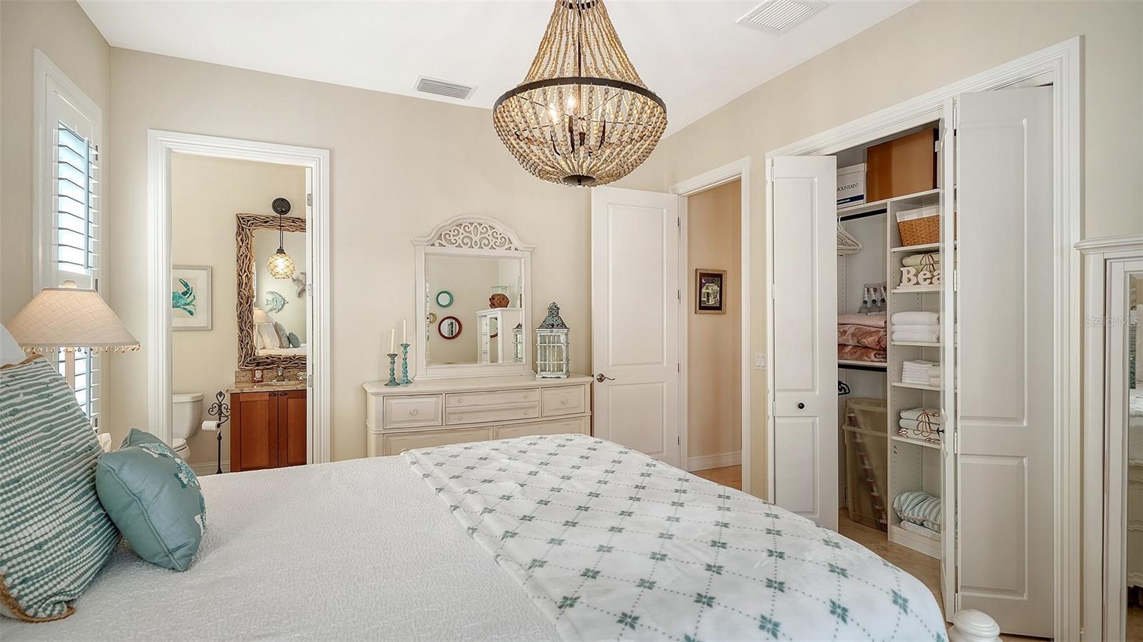 605 N POINT DR, HOLMES BEACH, FL — photo 54