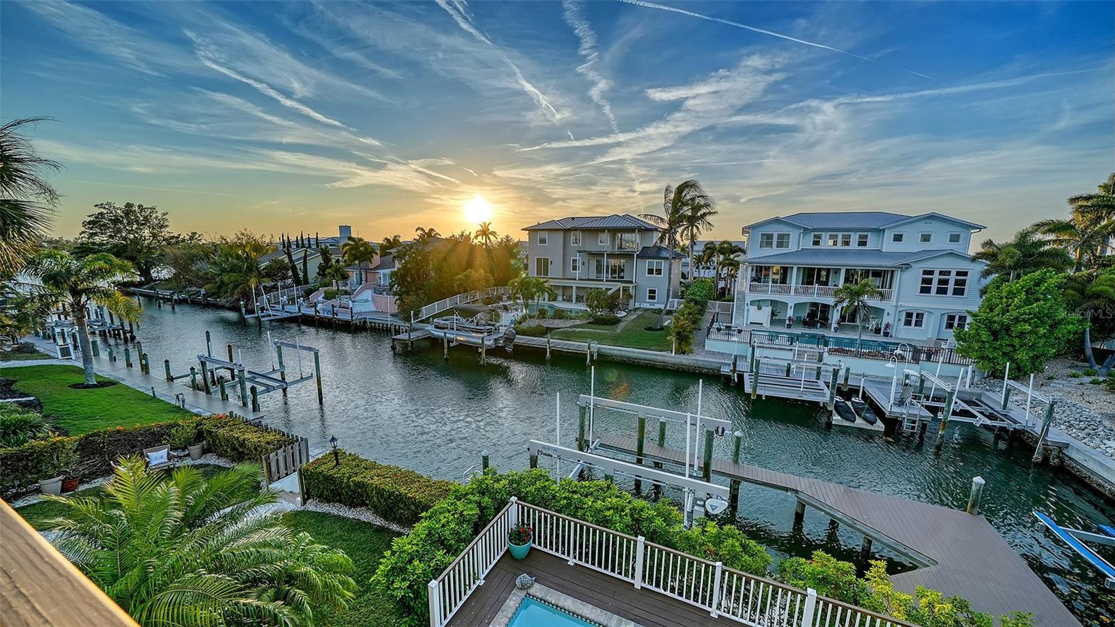 605 N POINT DR, HOLMES BEACH, FL — photo 65