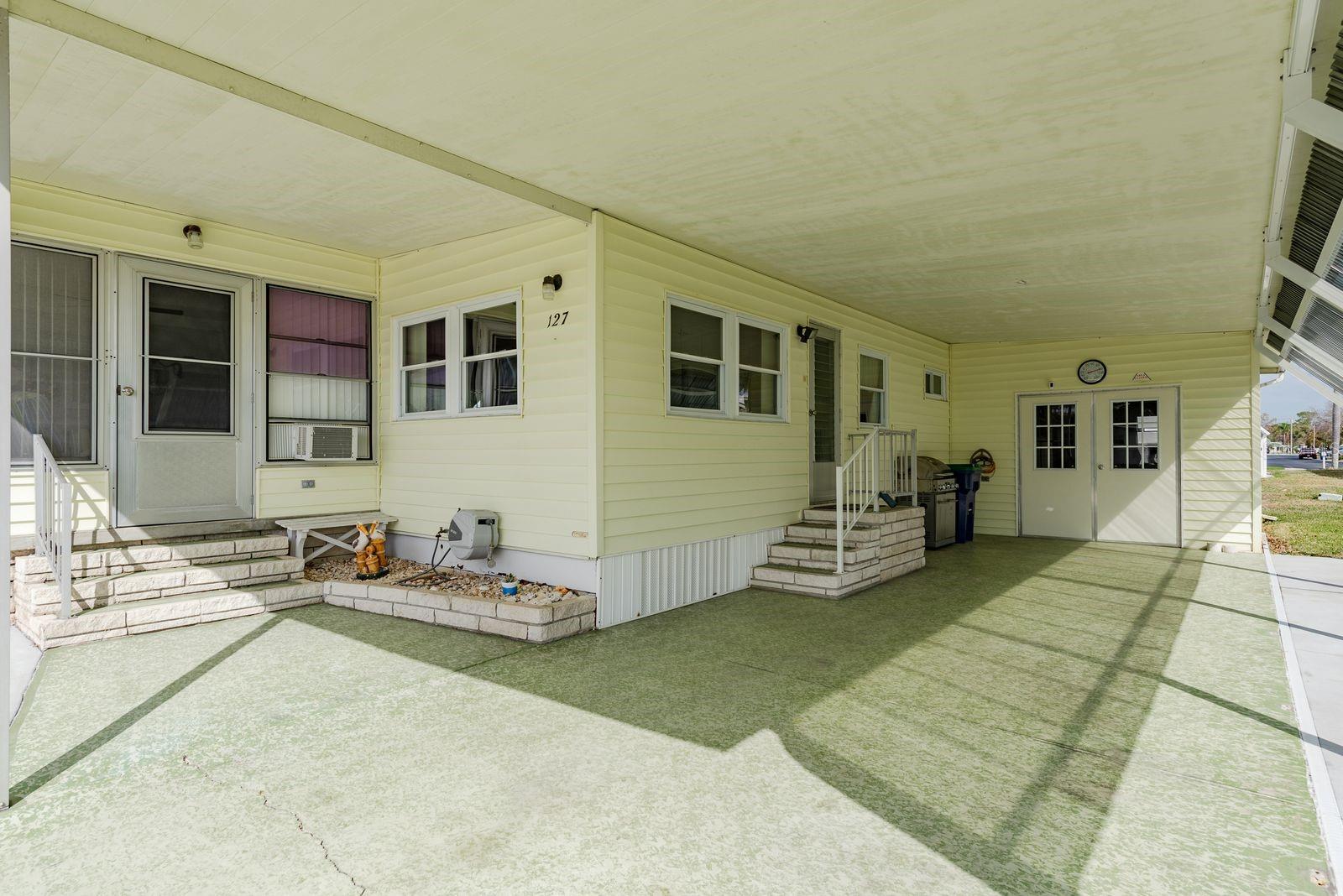 127 INDEPENDENCE AVE, PALM HARBOR, FL — photo 5