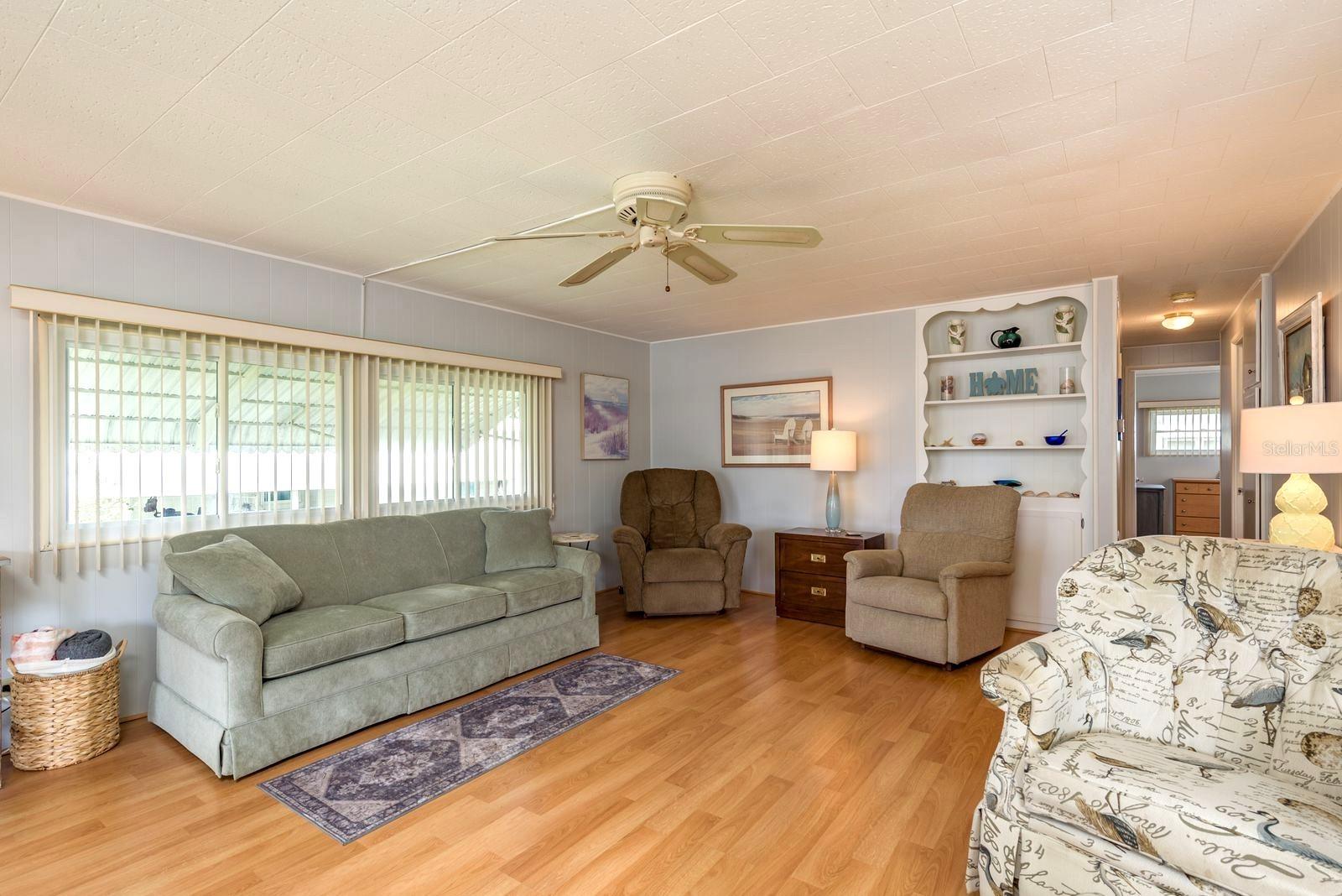 127 INDEPENDENCE AVE, PALM HARBOR, FL — photo 9