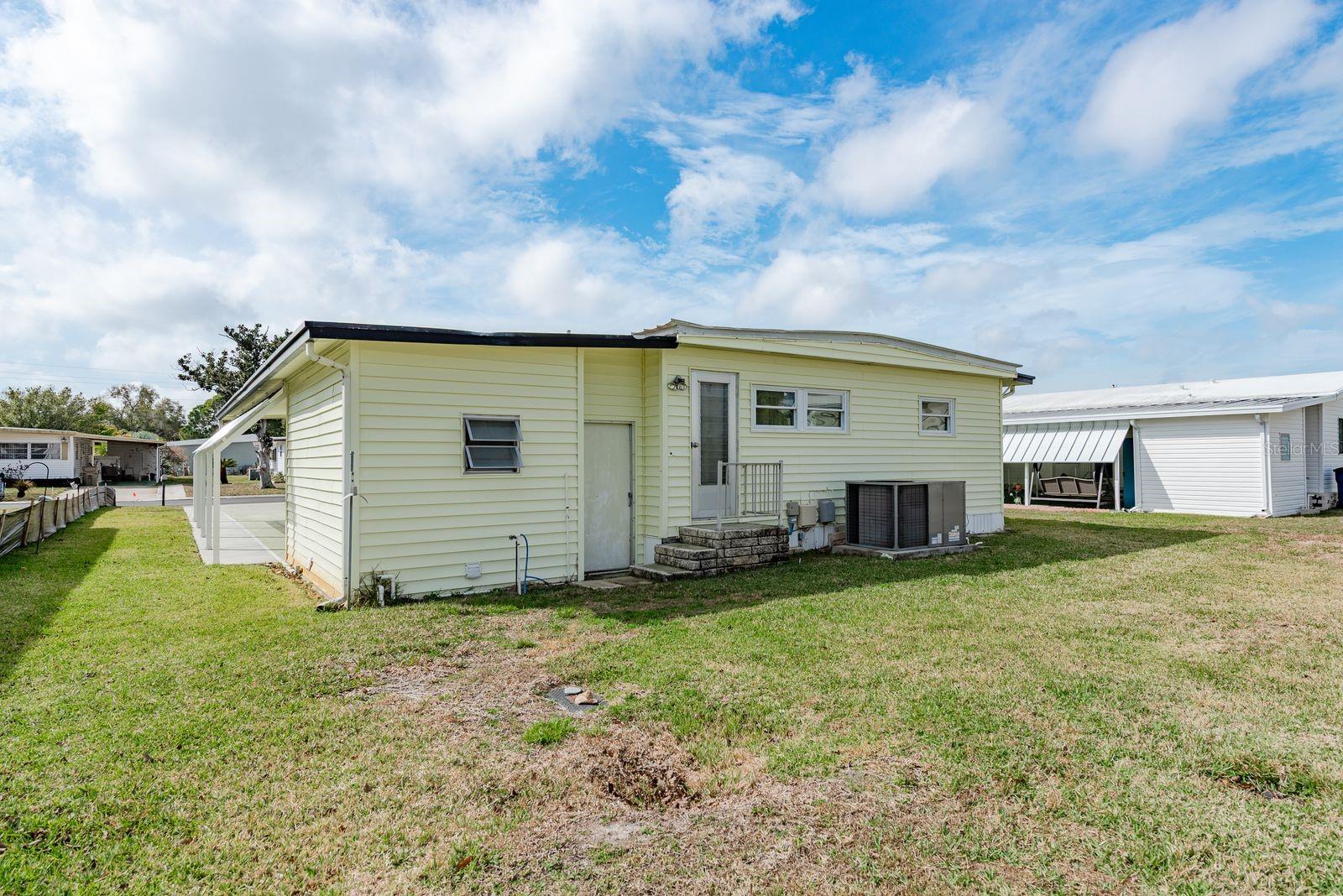 127 INDEPENDENCE AVE, PALM HARBOR, FL — photo 30