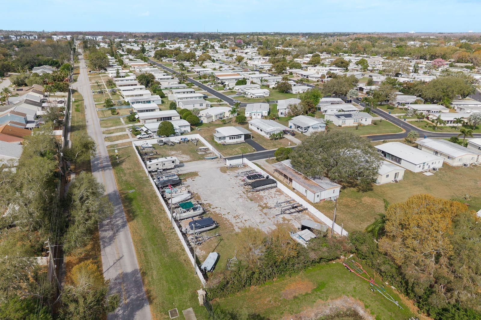 127 INDEPENDENCE AVE, PALM HARBOR, FL — photo 44