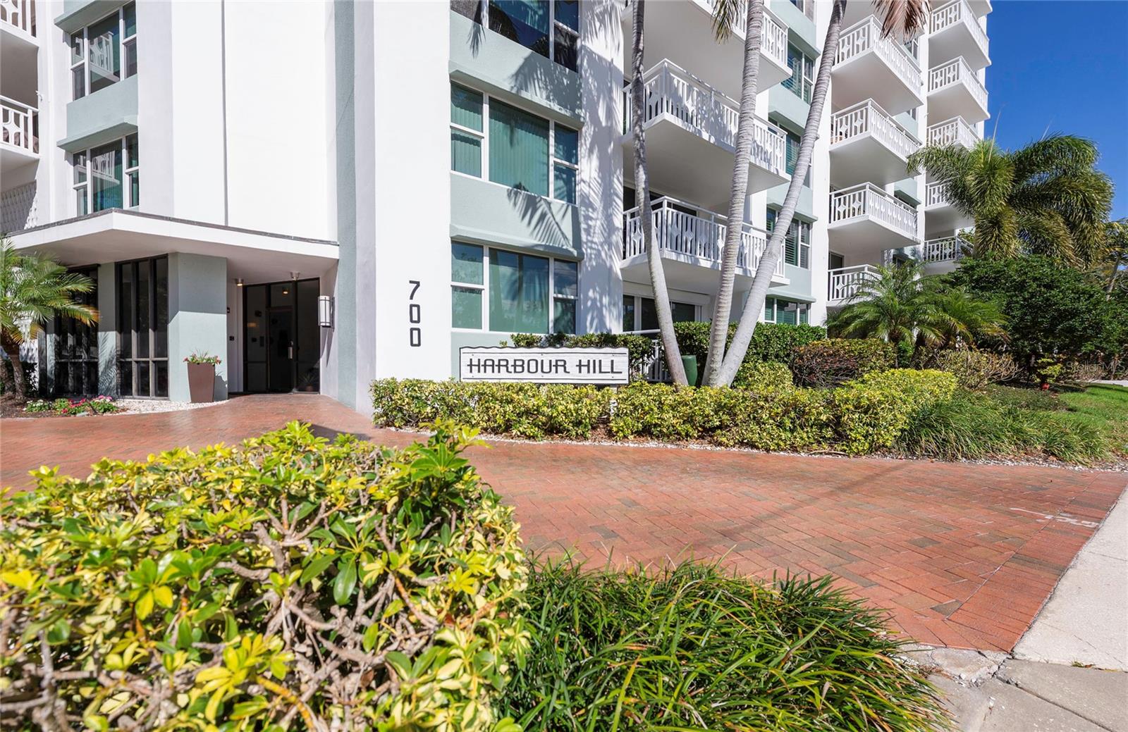700 BEACH DR NE #406, ST PETERSBURG, FL — photo 2
