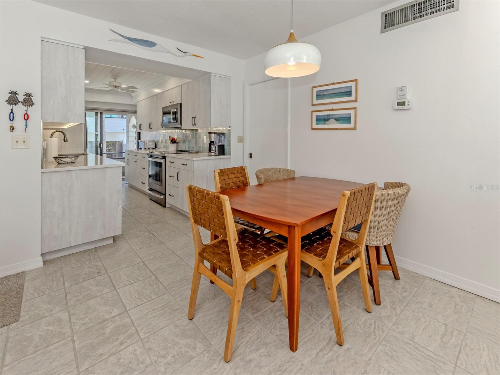 1555 TARPON CENTER DR #242, VENICE, FL — photo 11