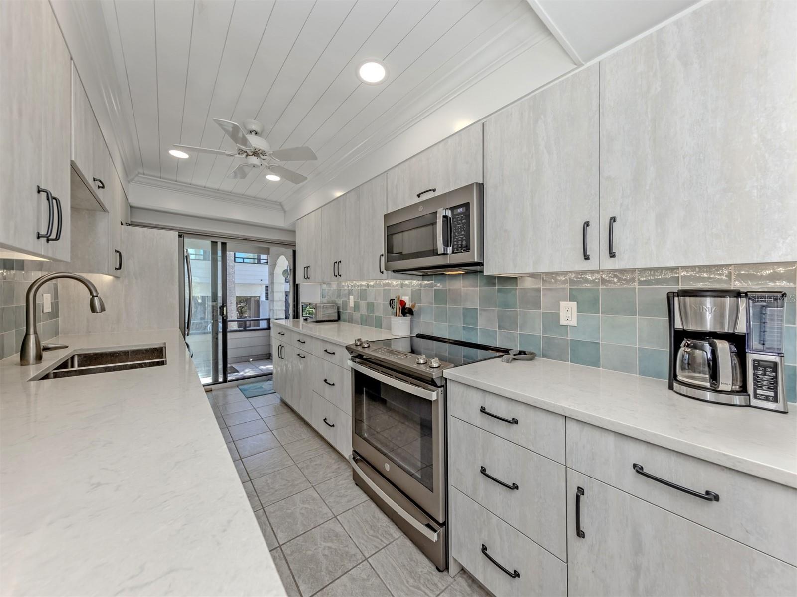 1555 TARPON CENTER DR #242, VENICE, FL — photo 15