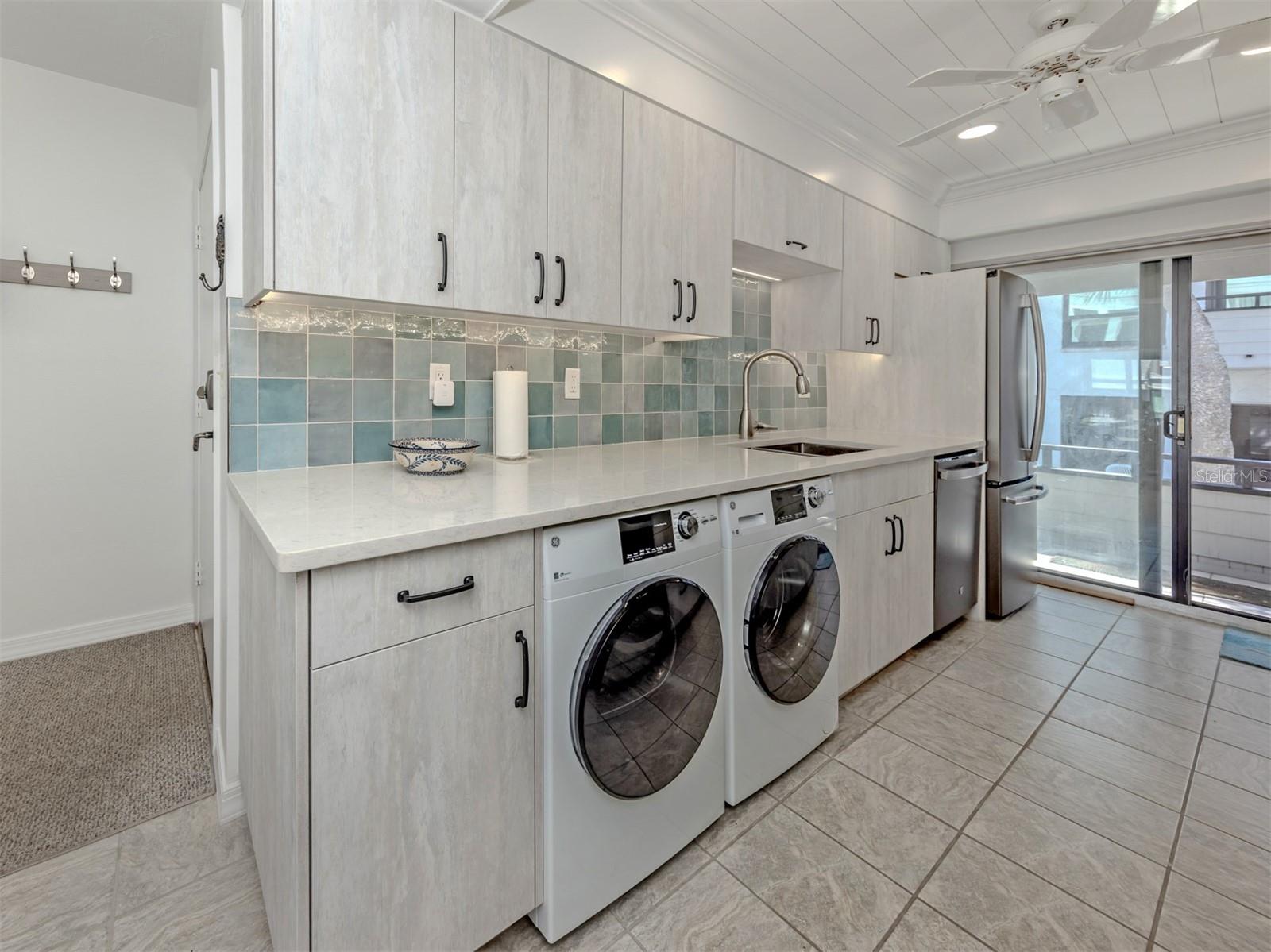 1555 TARPON CENTER DR #242, VENICE, FL — photo 16