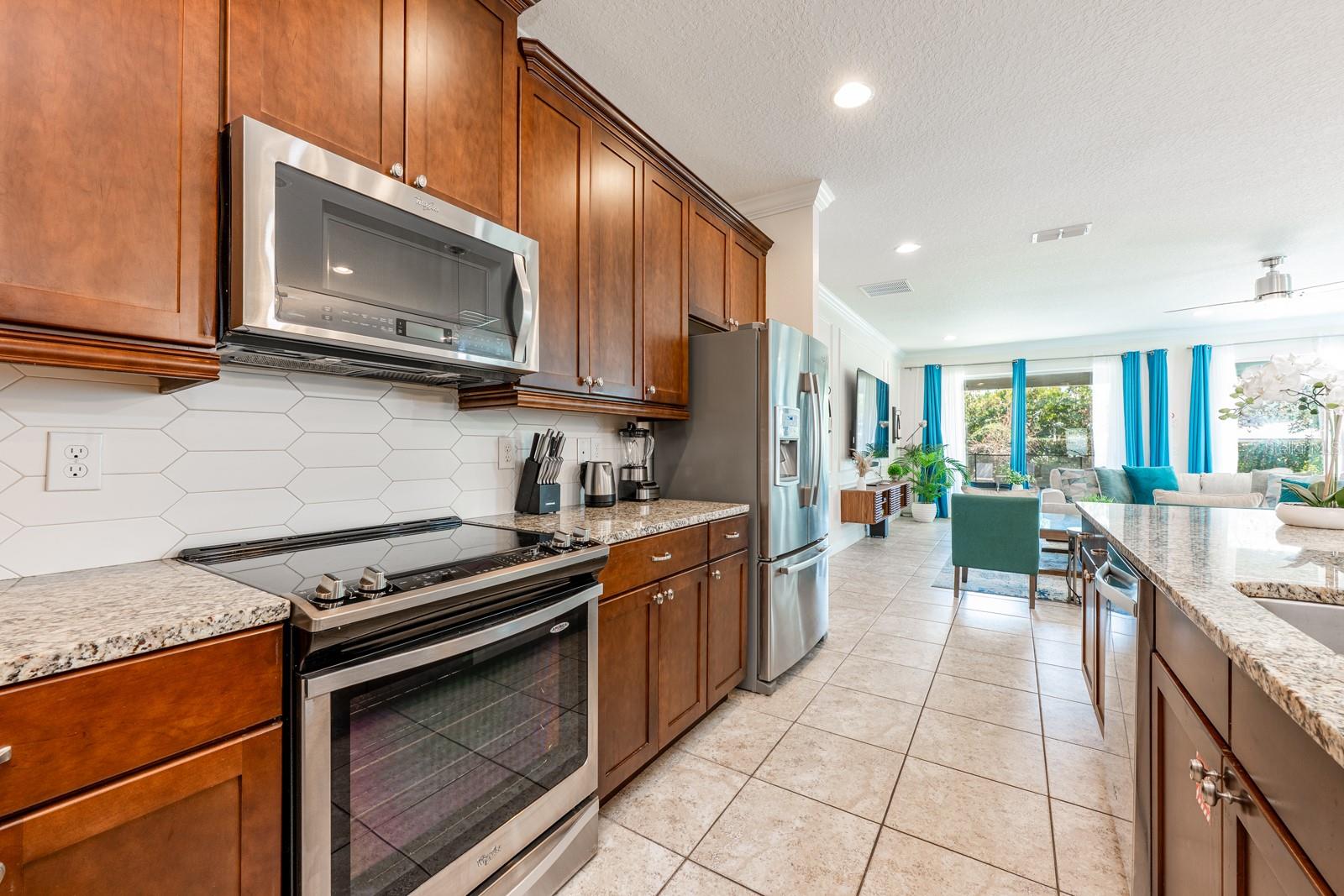 111 LASSO DR, KISSIMMEE, FL — photo 9