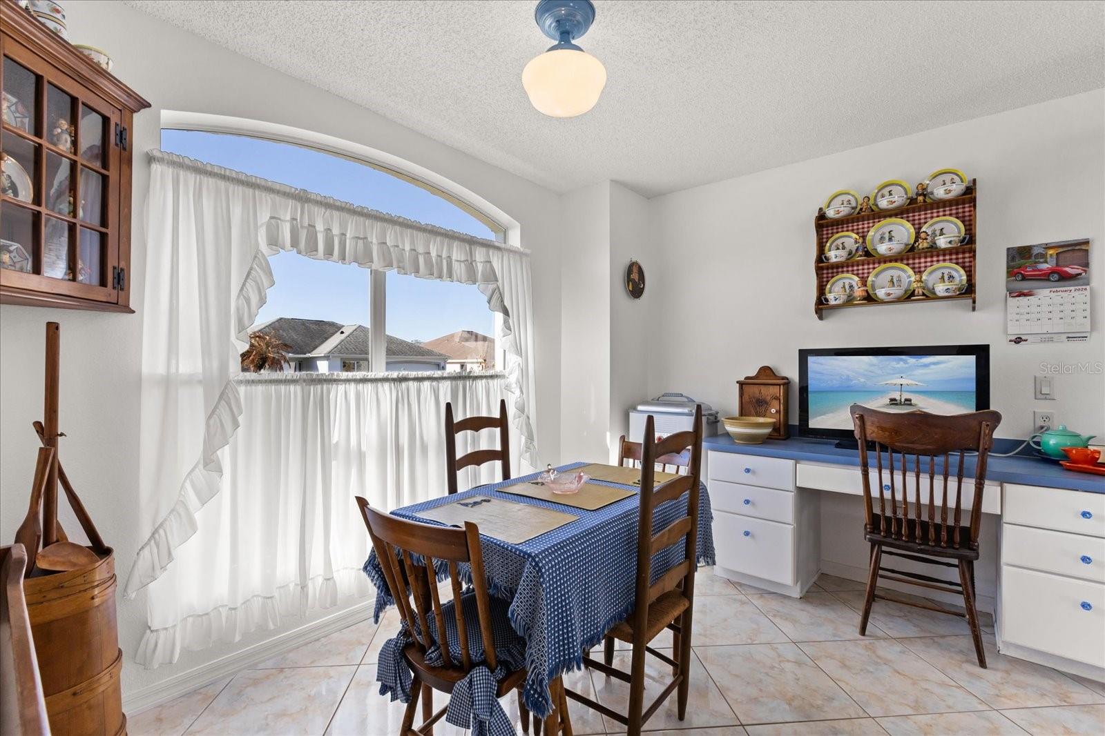 1301 FONTANA CT, THE VILLAGES, FL — photo 10
