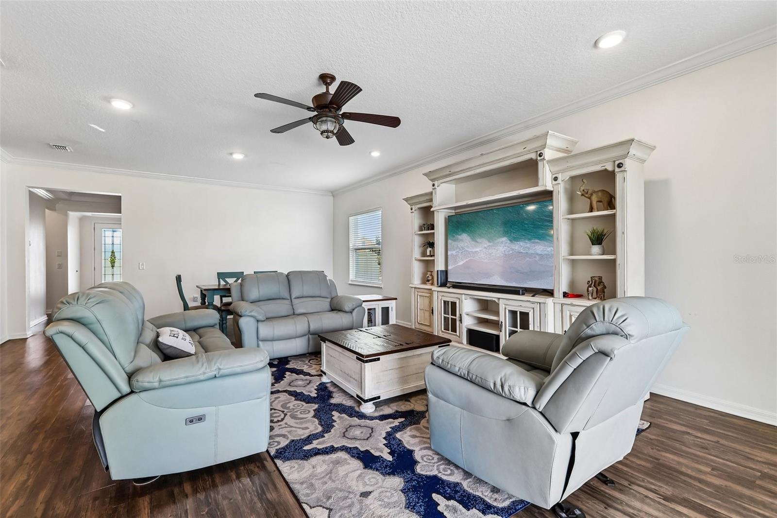 8245 OLIVE BROOK DR, WESLEY CHAPEL, FL — photo 3
