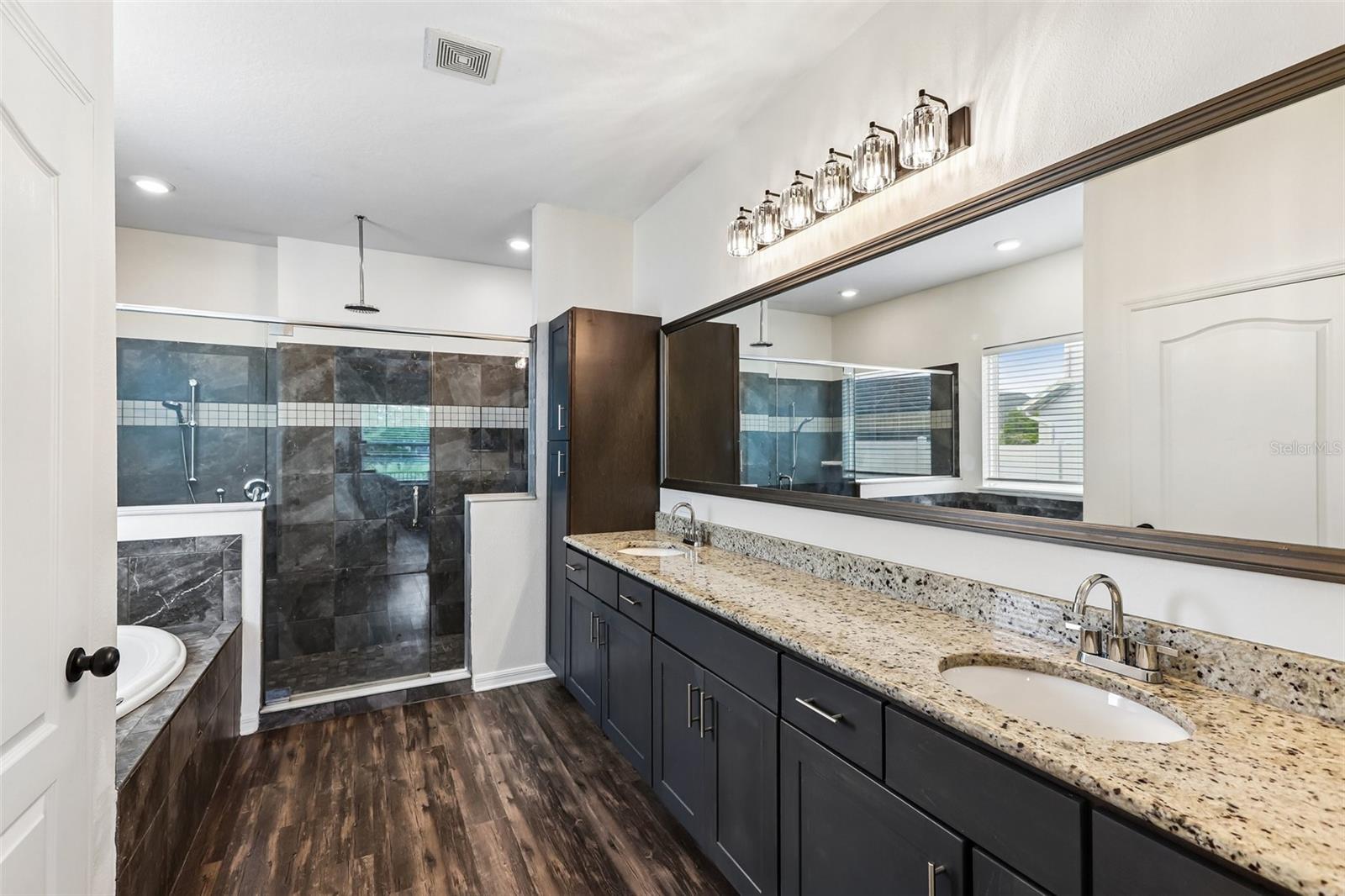 8245 OLIVE BROOK DR, WESLEY CHAPEL, FL — photo 14