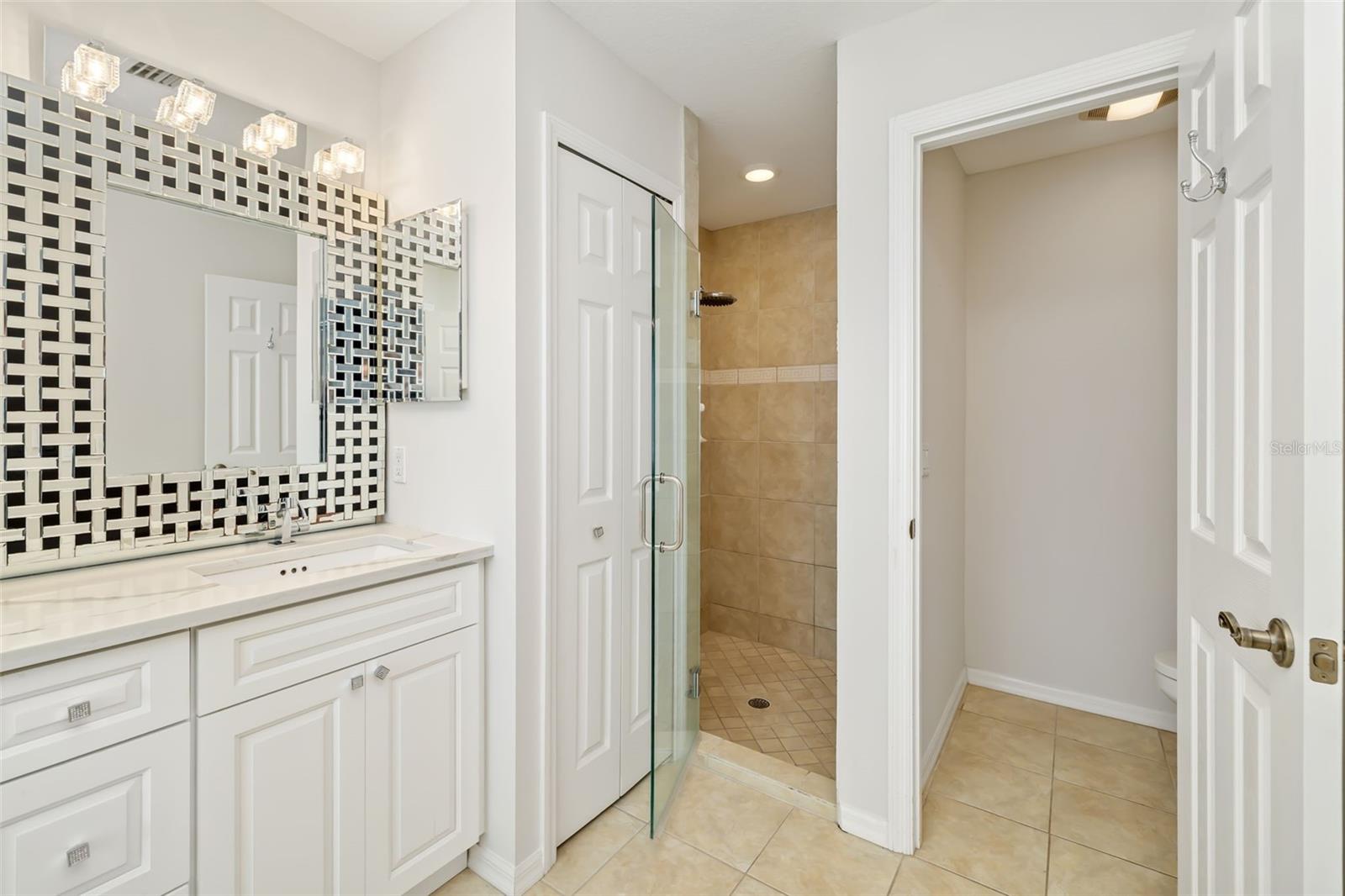 7631 DESERT INN WAY, LAKEWOOD RANCH, FL — photo 44