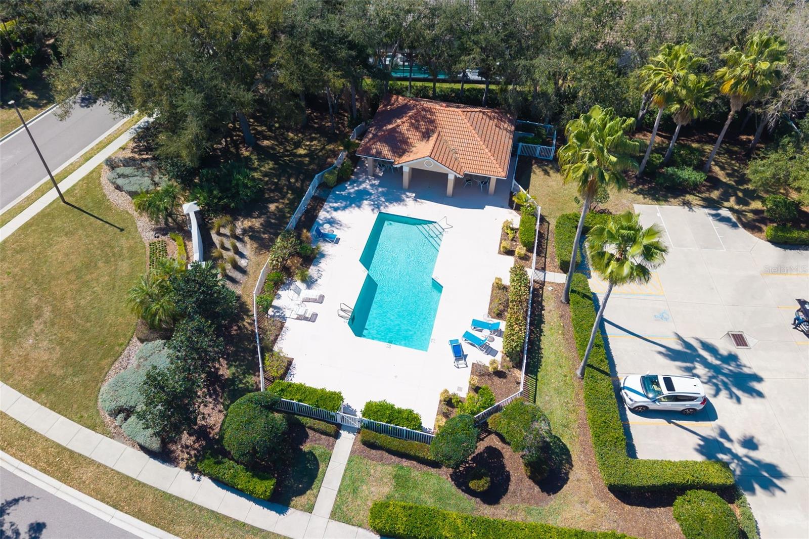 7631 DESERT INN WAY, LAKEWOOD RANCH, FL — photo 64