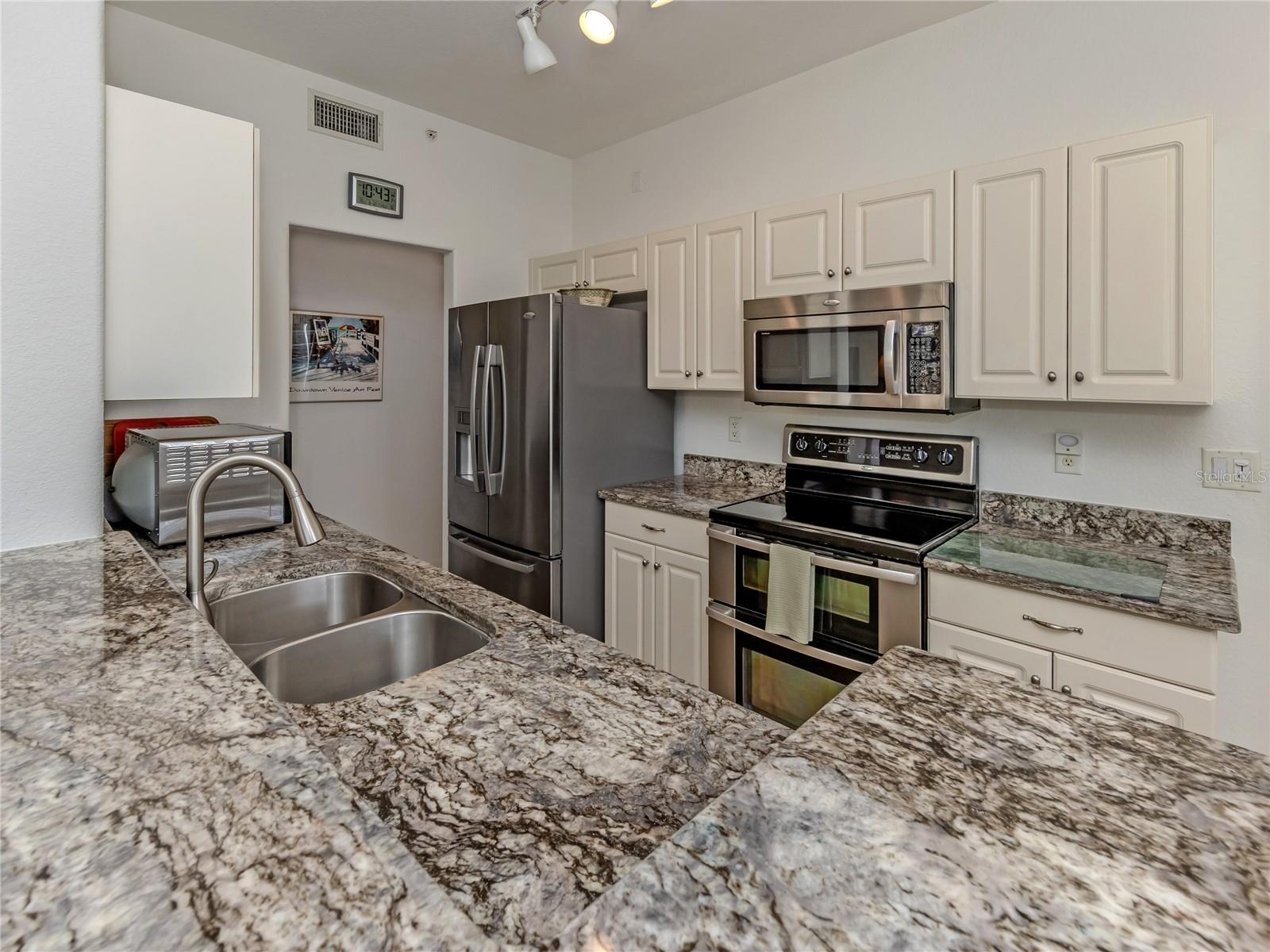 1731 AUBURN LAKES DR #24, VENICE, FL — photo 17