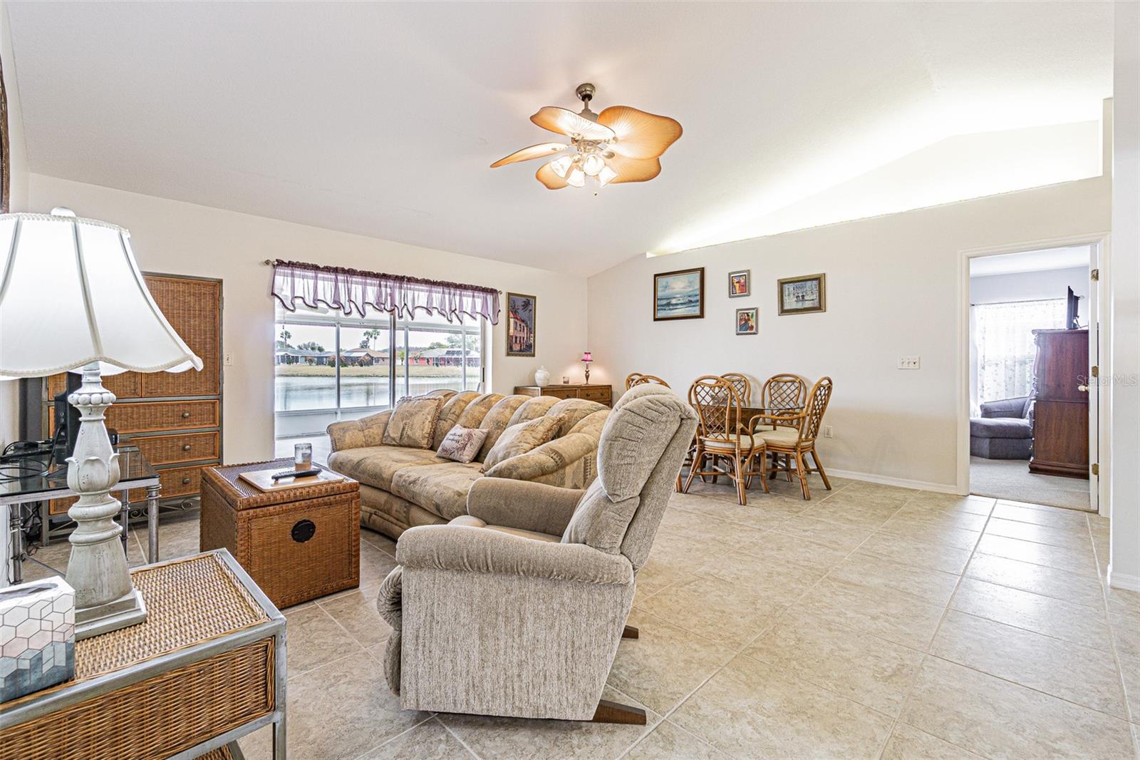10535 MOSHIE LN, SAN ANTONIO, FL — photo 11