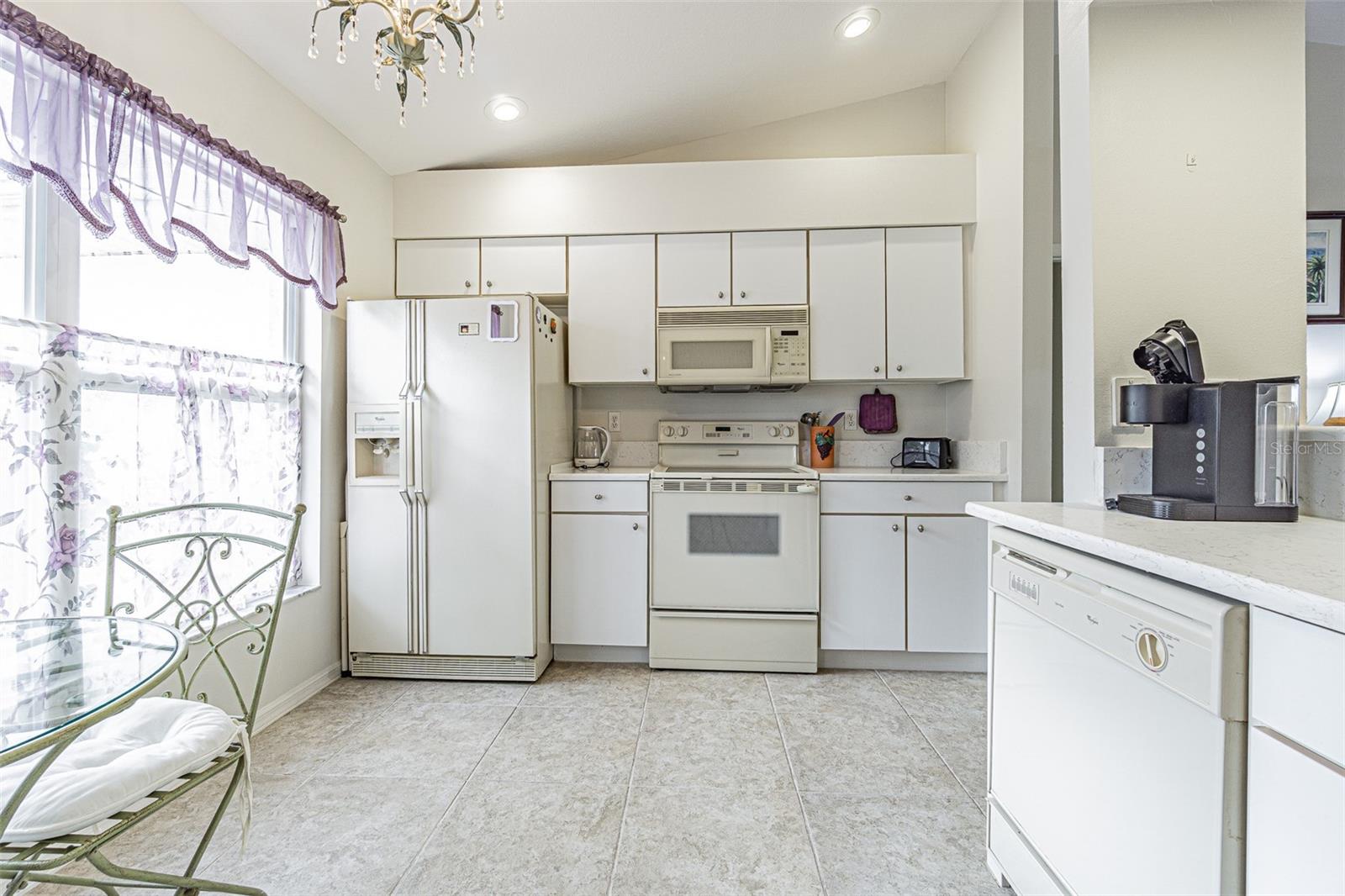 10535 MOSHIE LN, SAN ANTONIO, FL — photo 16